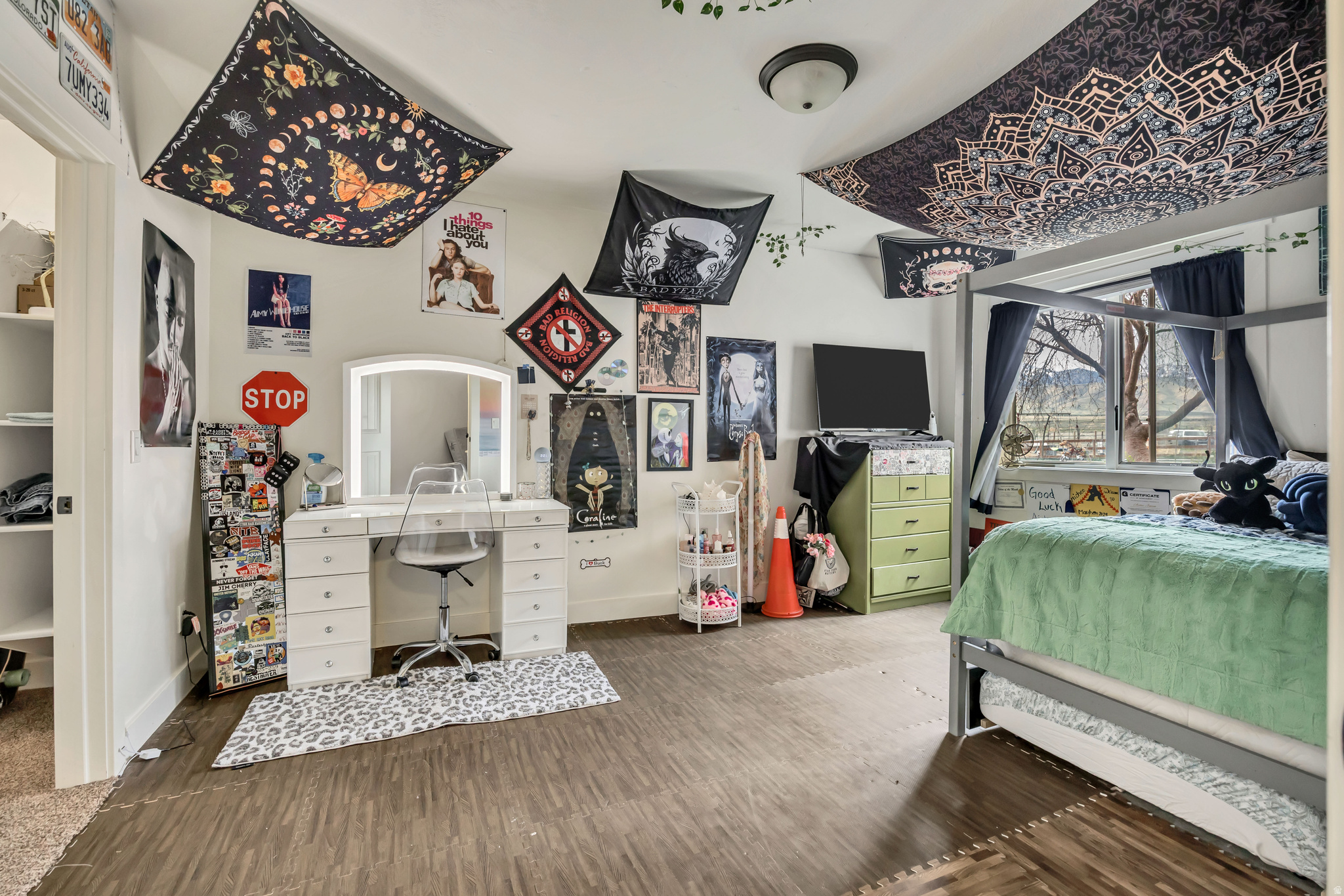 main property photo 51
