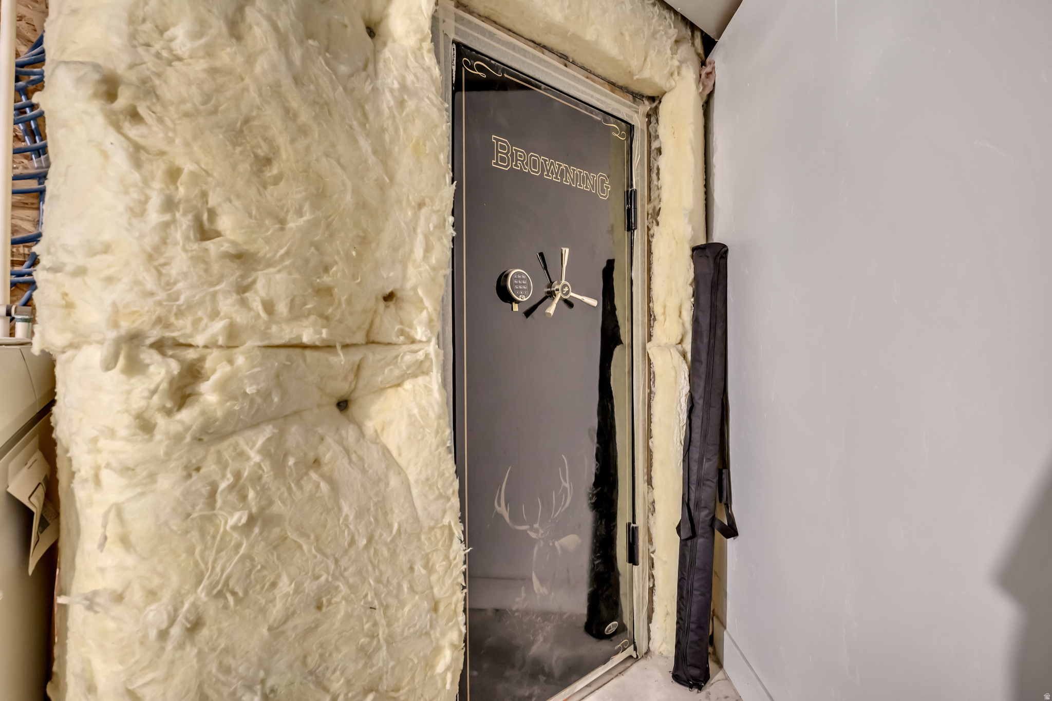 main property photo 64