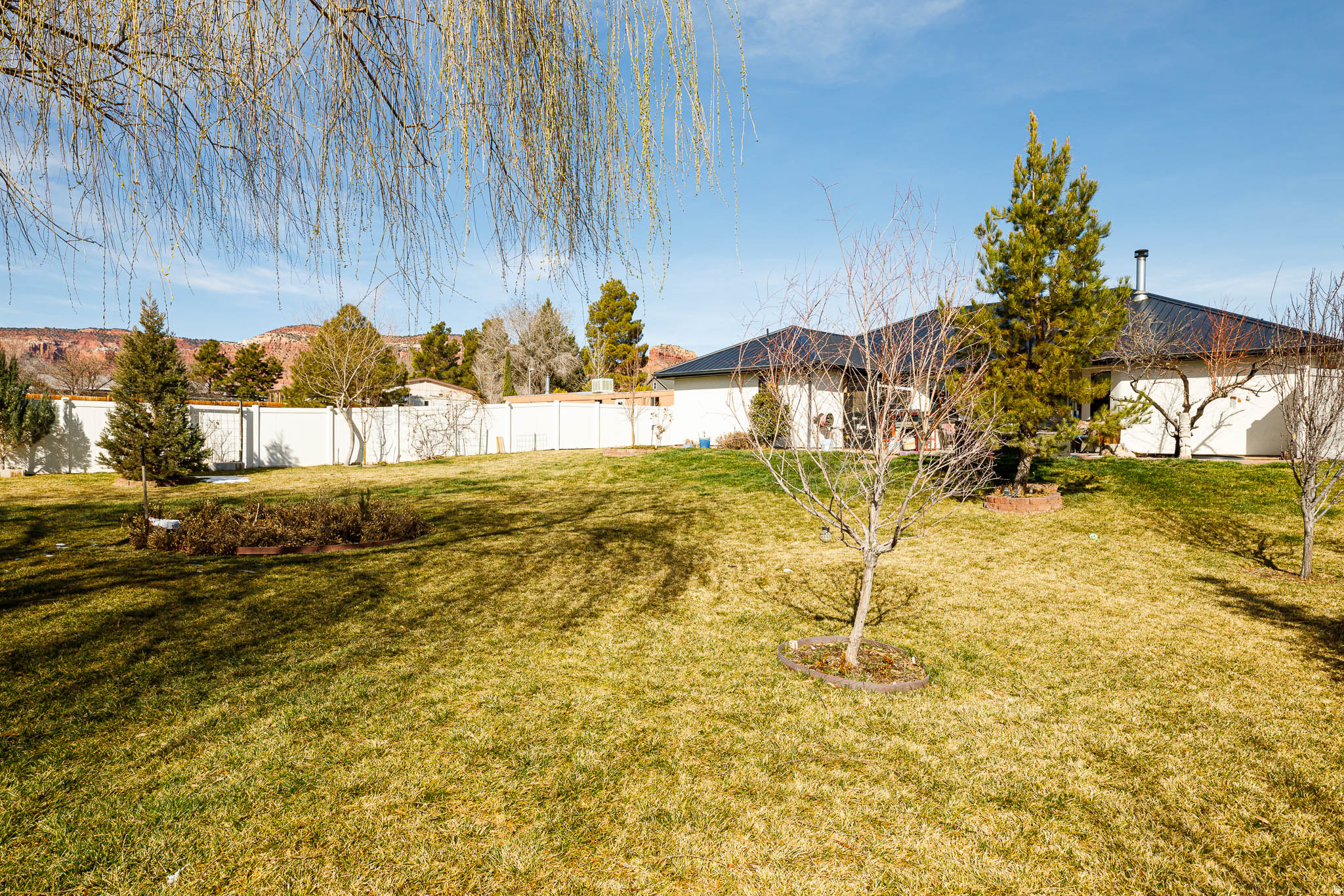 main property photo 35