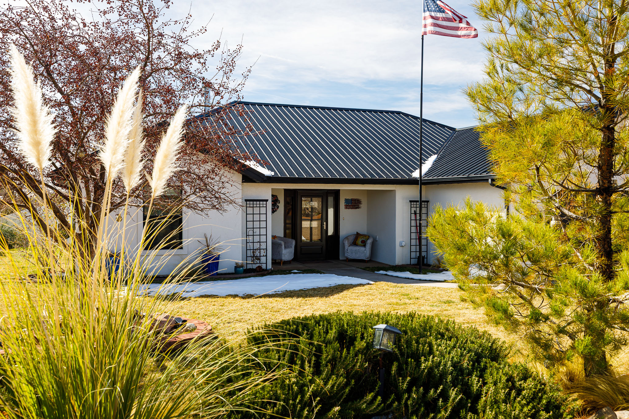 main property photo 45