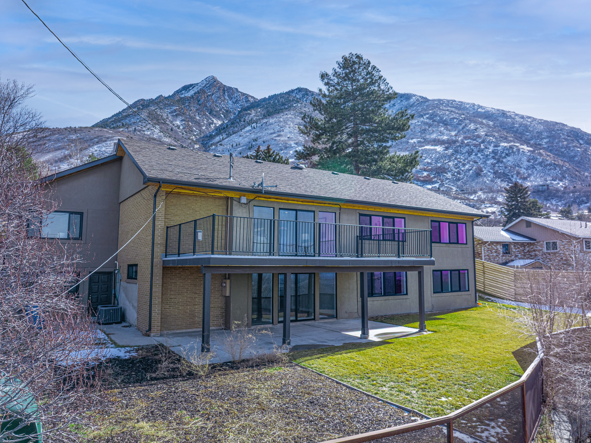 main property photo 12