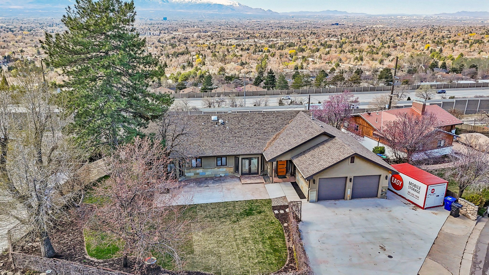 main property photo 62