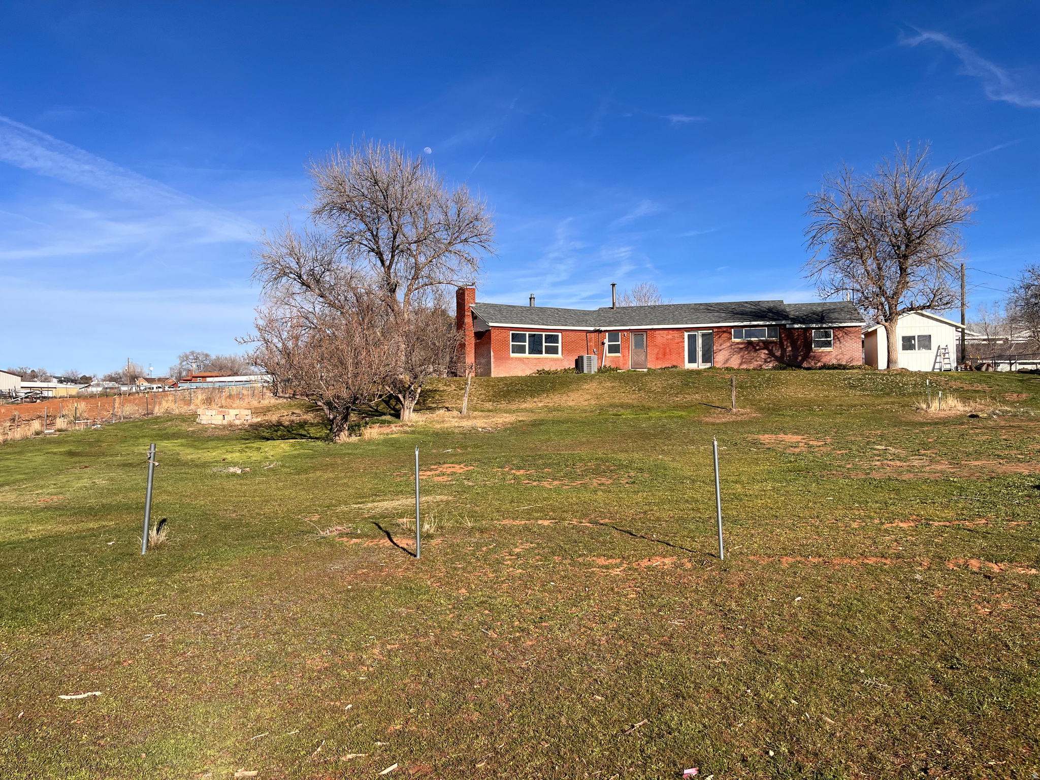 main property photo 35