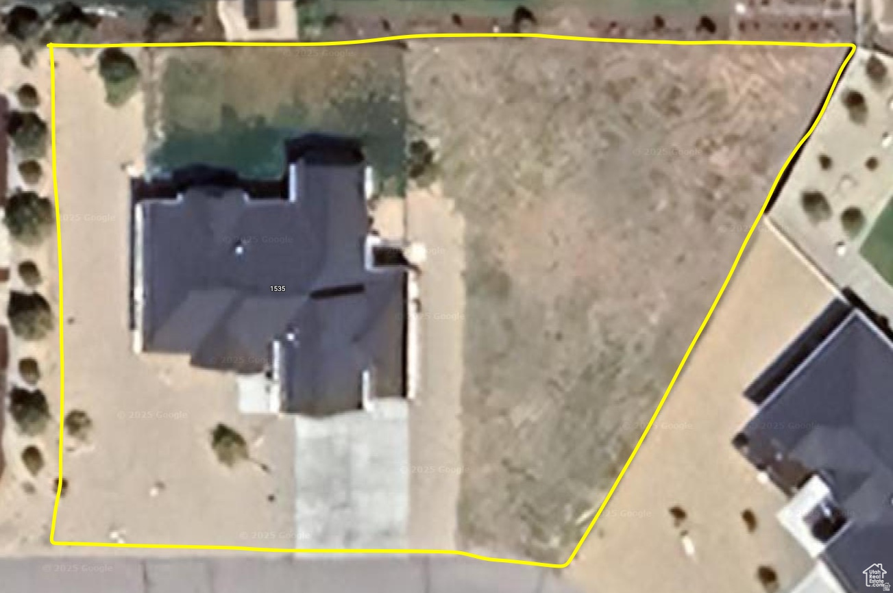 main property photo 54