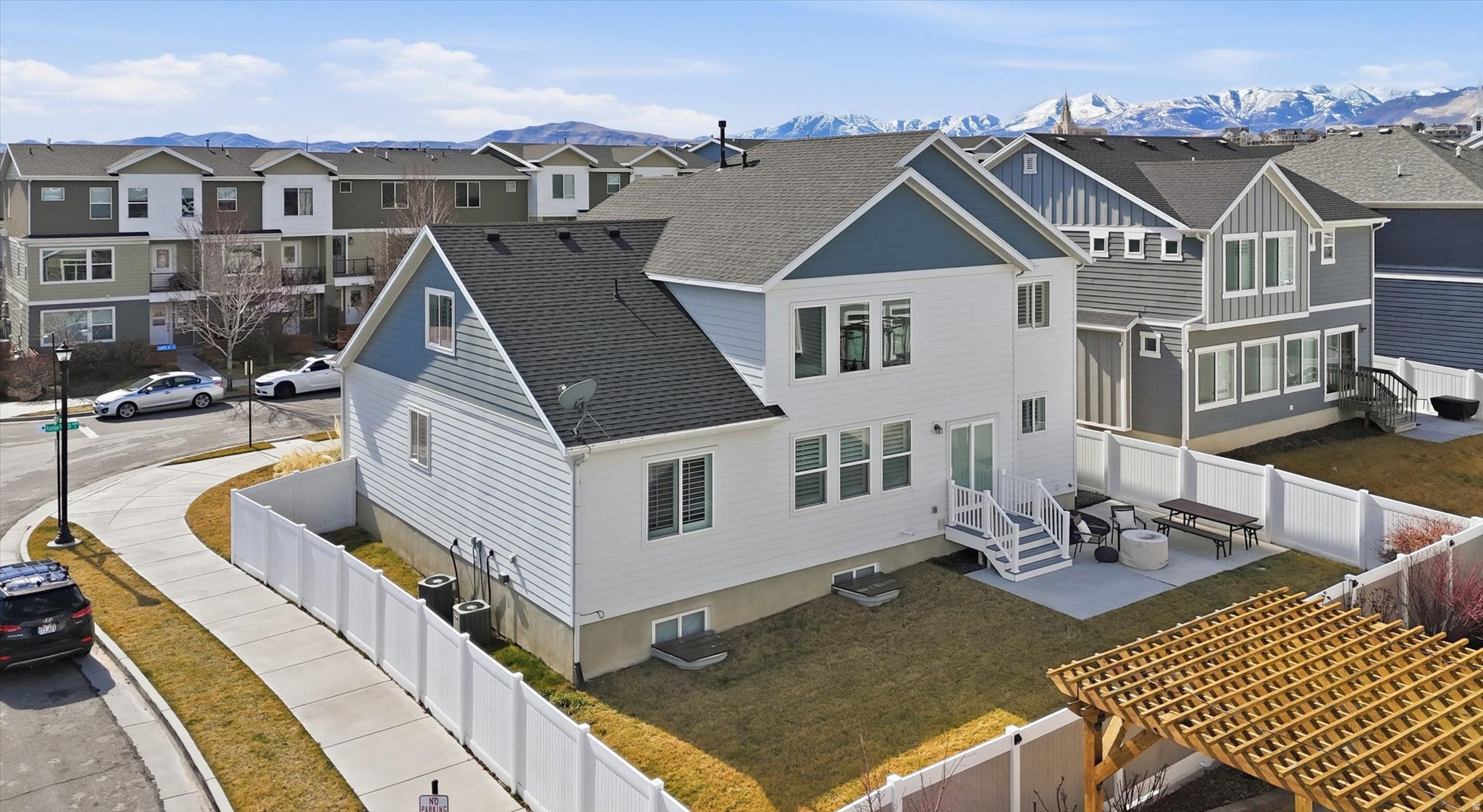 main property photo 46