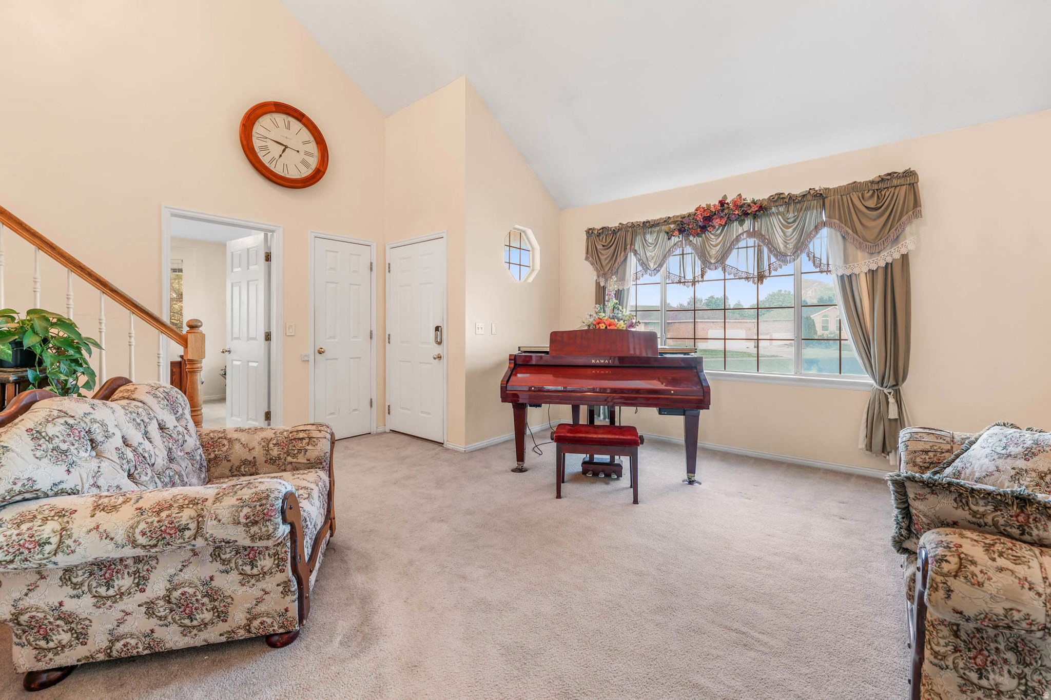 main property photo 18