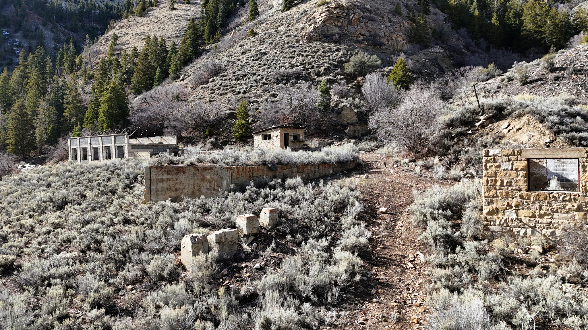 main property photo 22