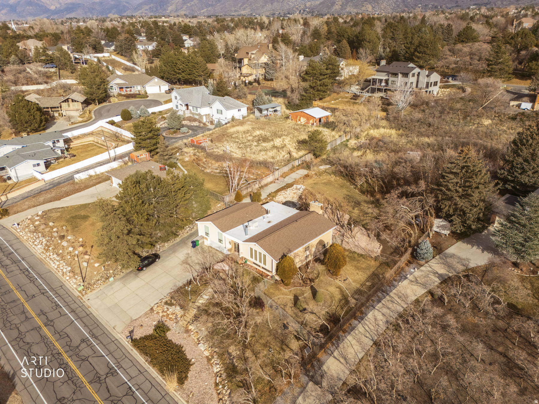main property photo 33