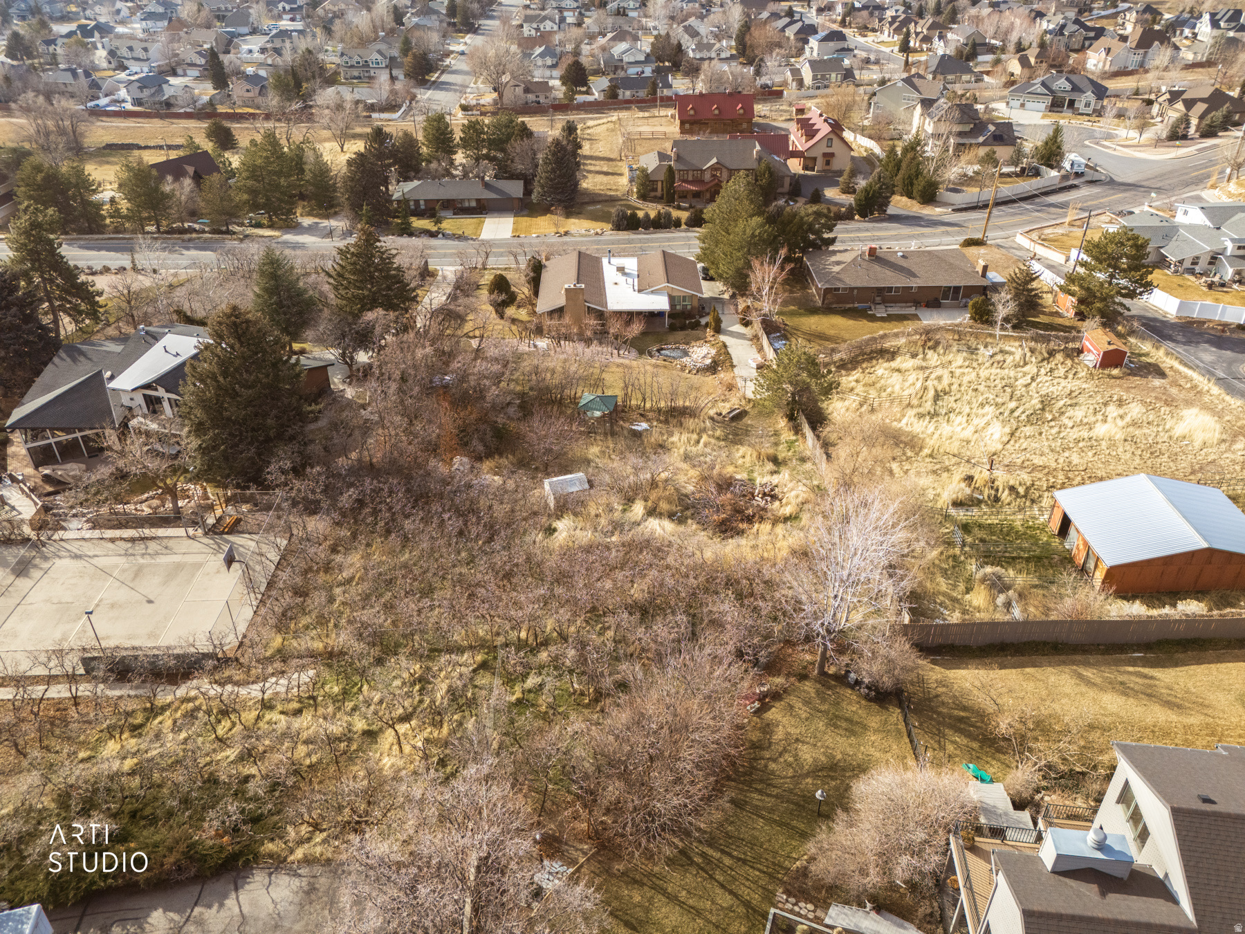 main property photo 34
