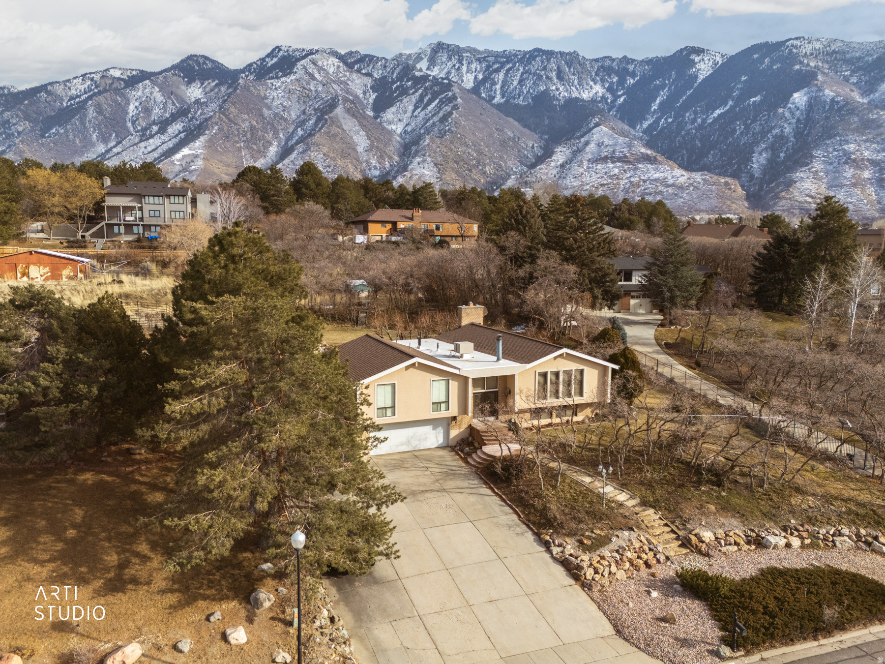 main property photo 39