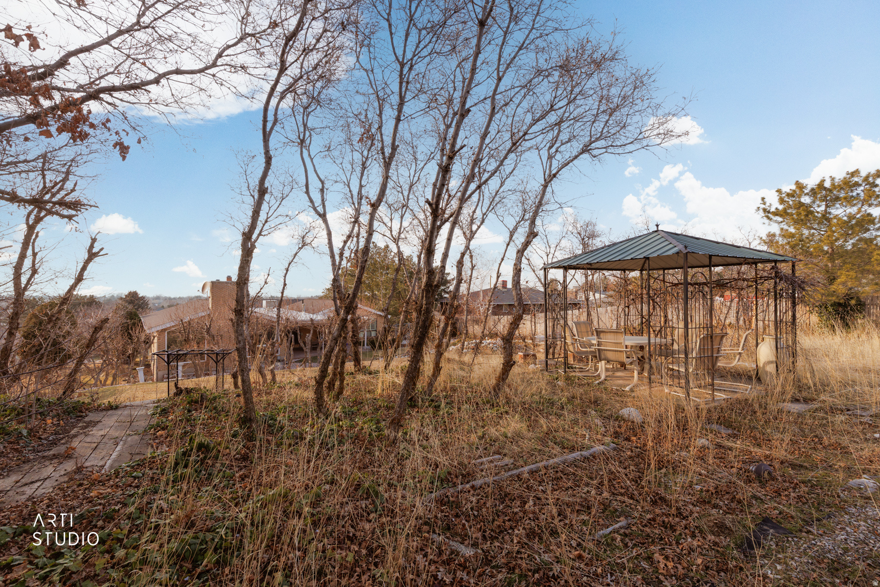 main property photo 41