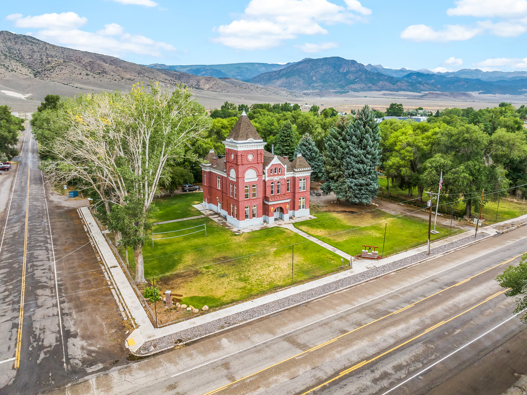main property photo 89