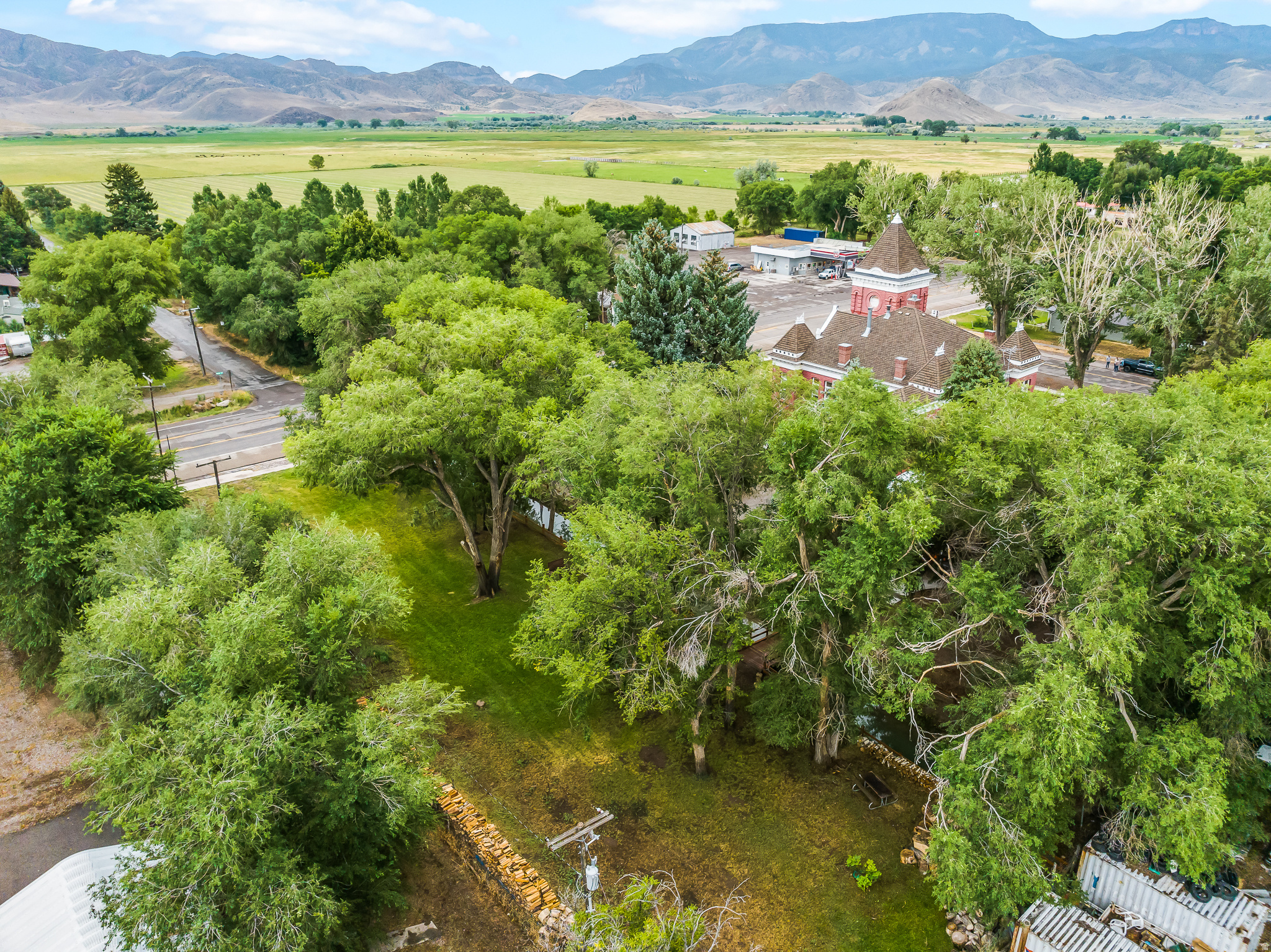 main property photo 97