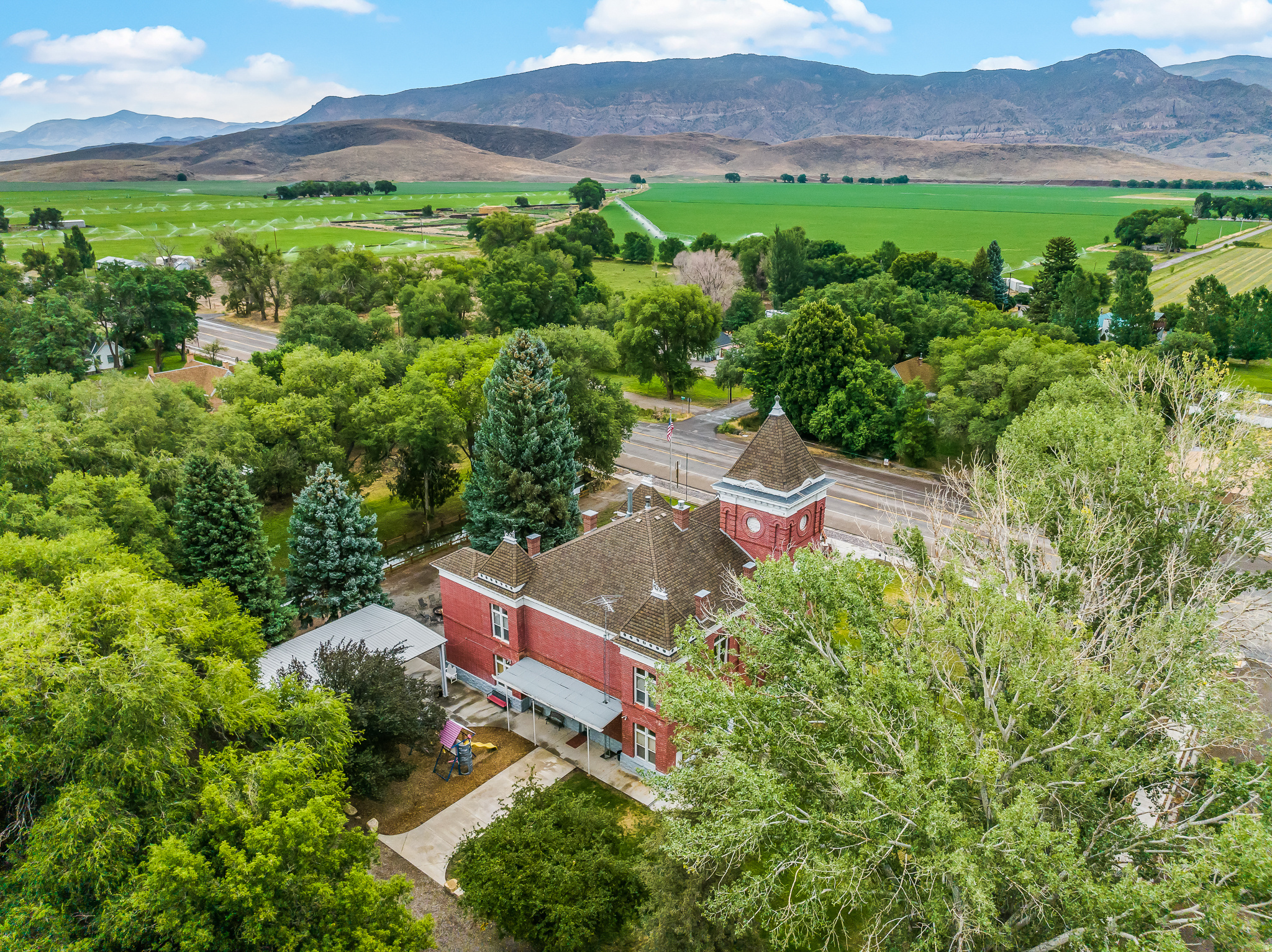 main property photo 99