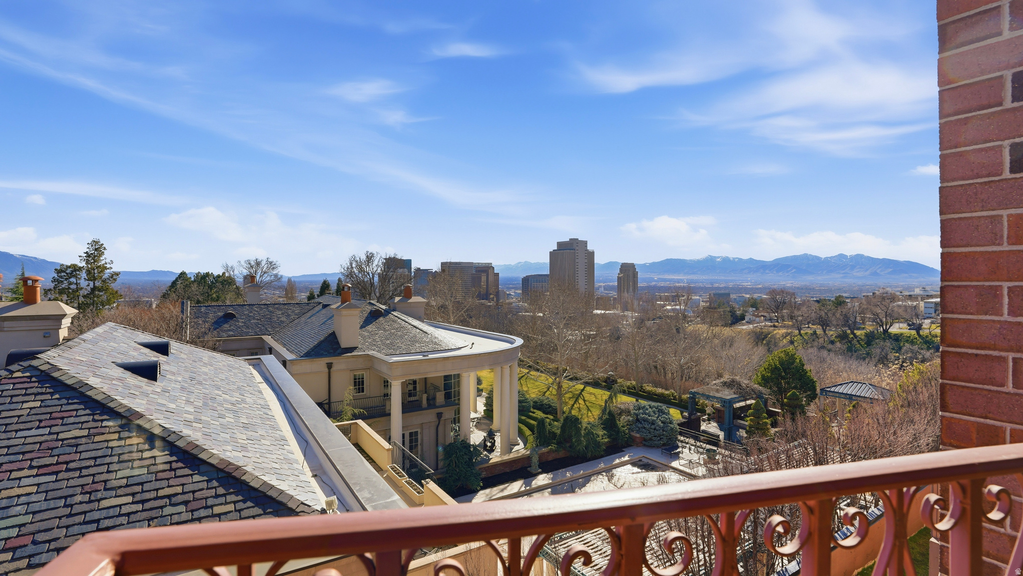 main property photo 24