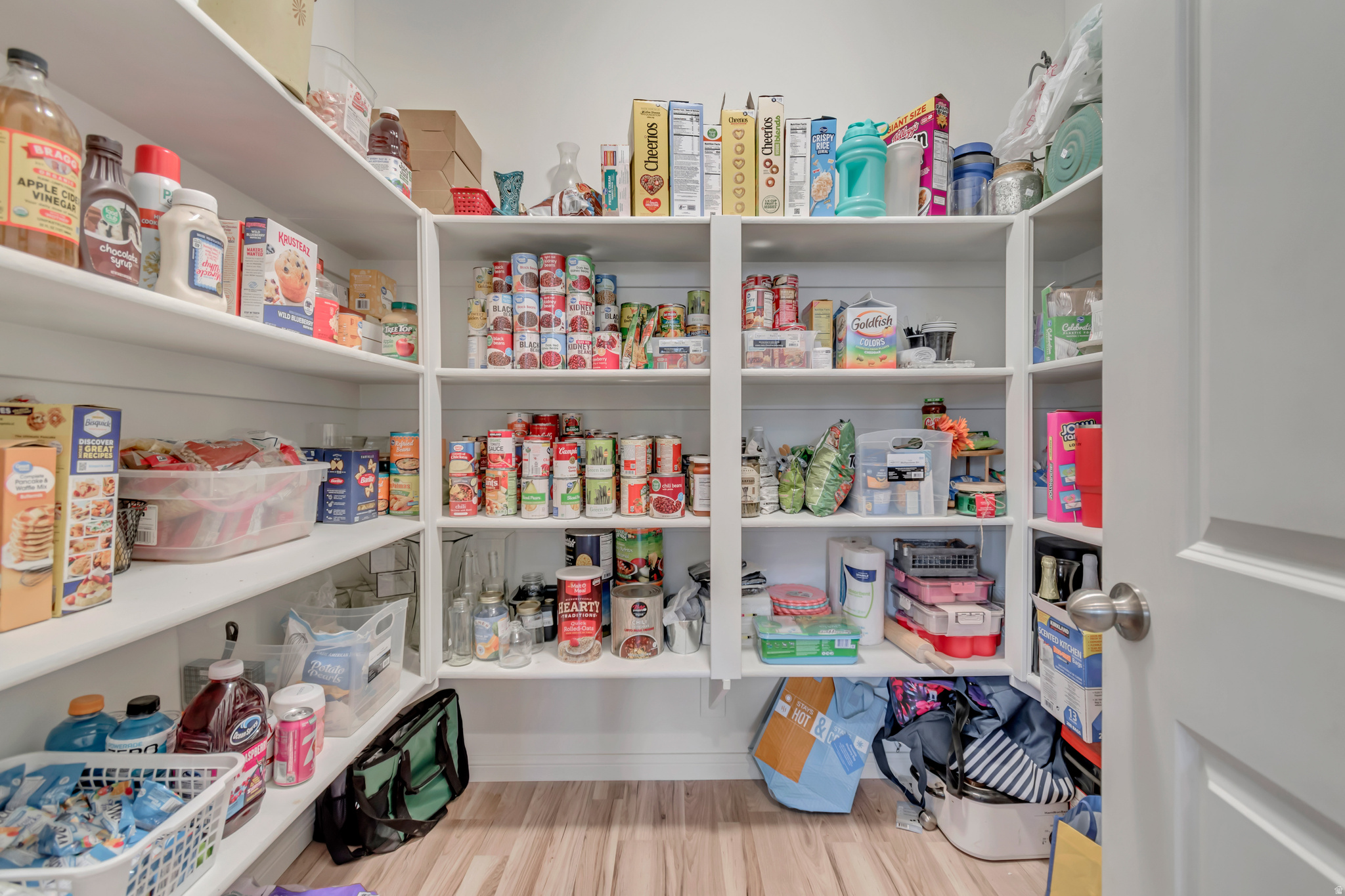 main property photo 7