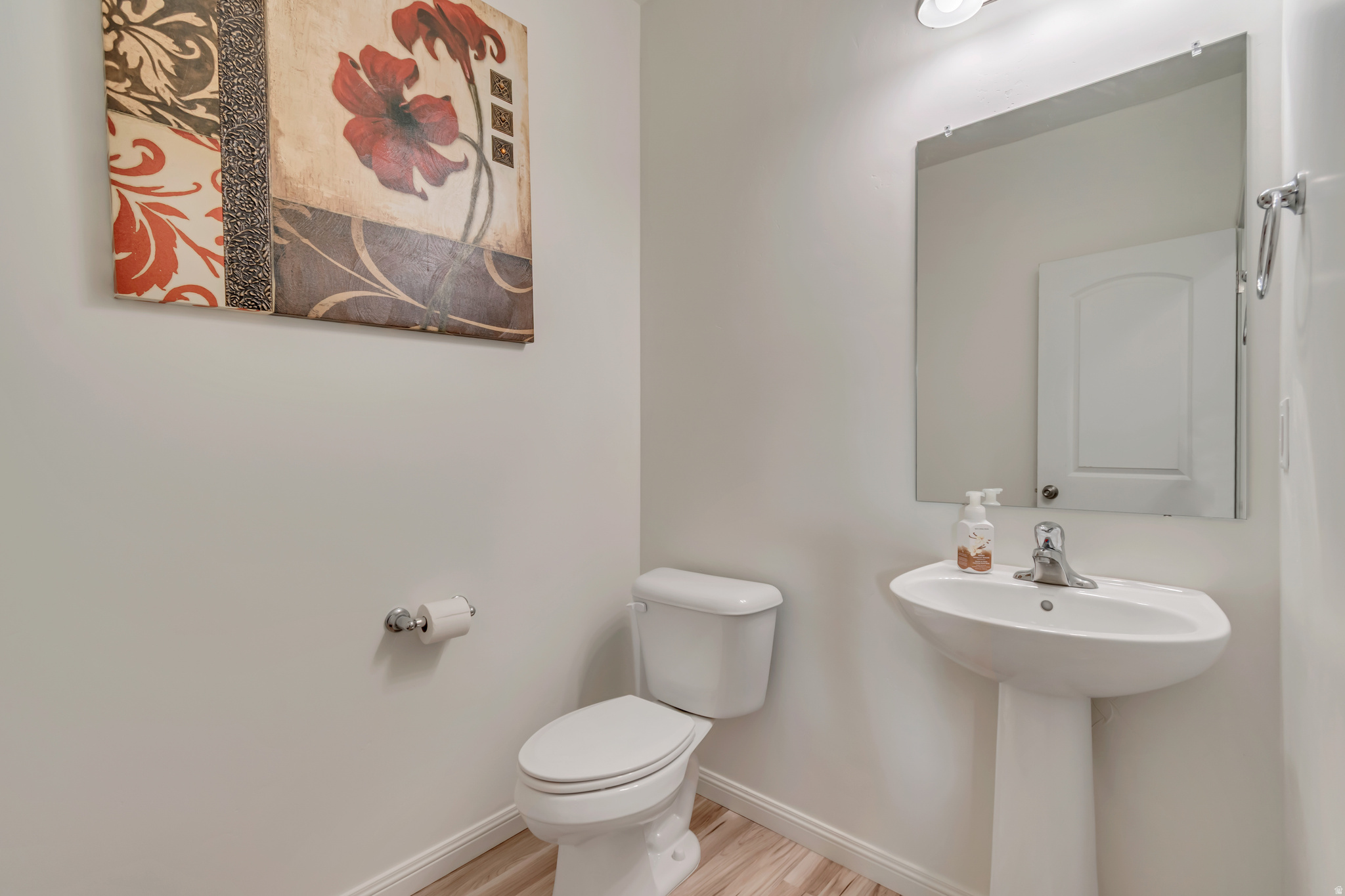 main property photo 8