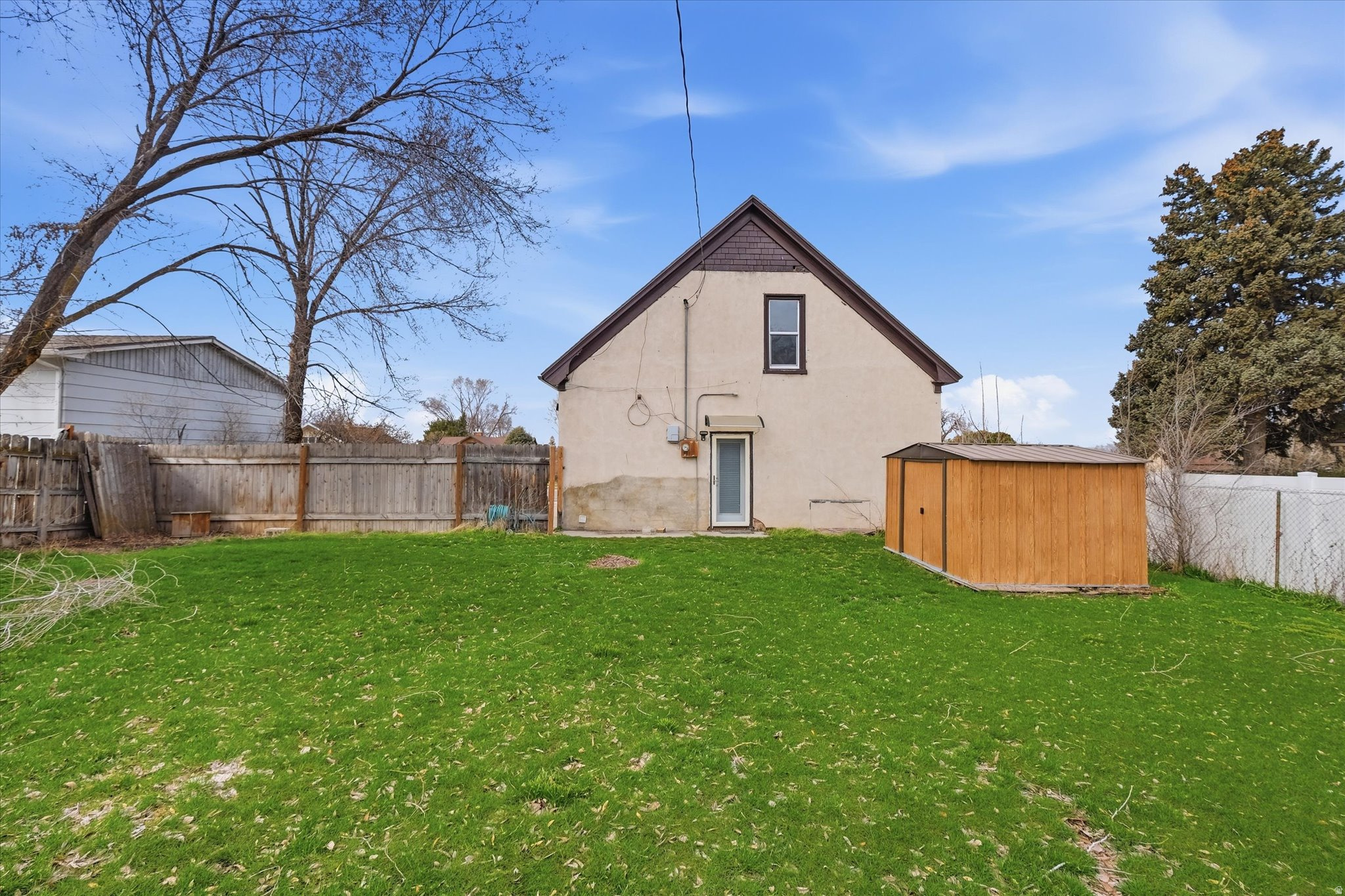 main property photo 27