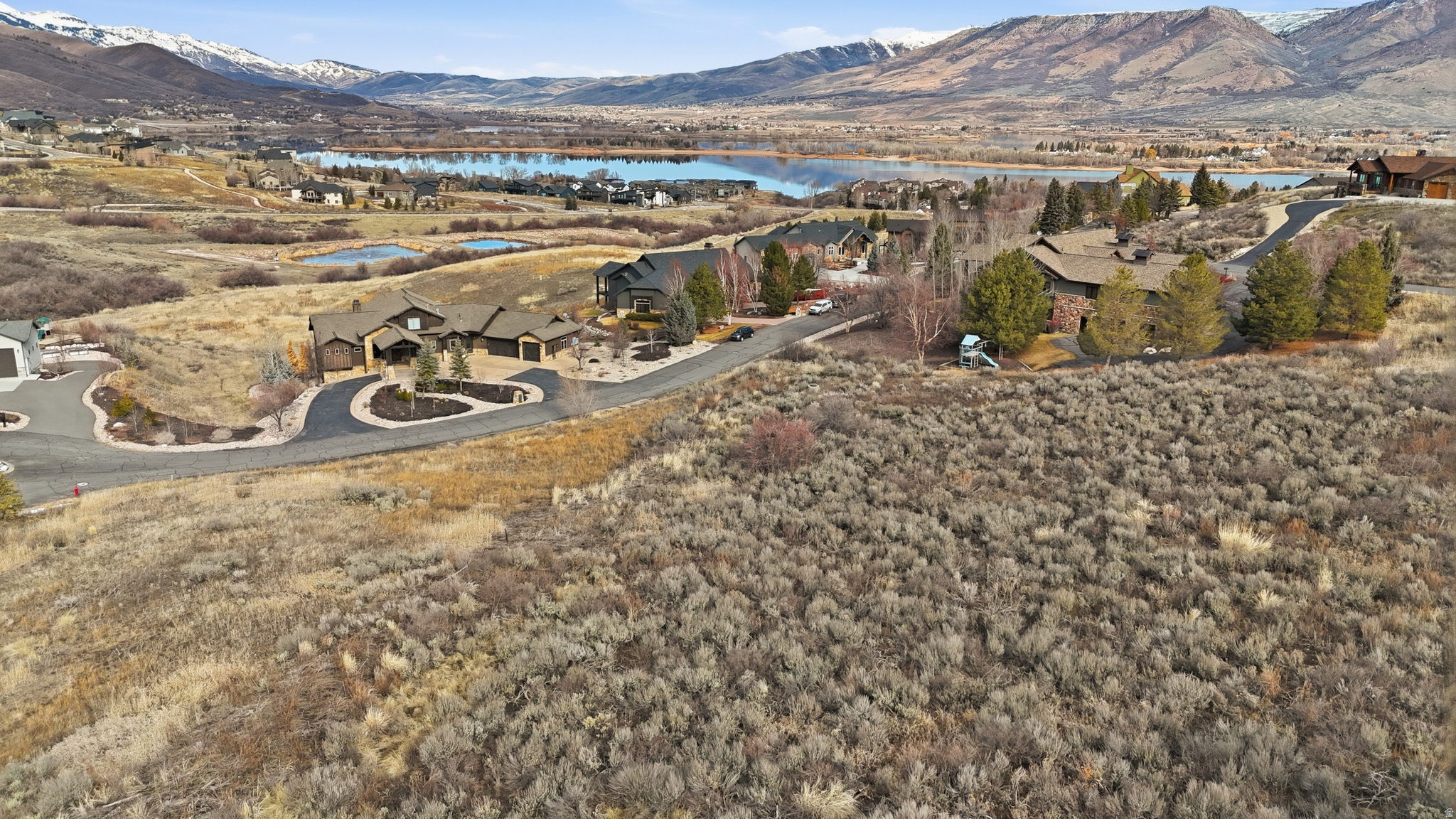 main property photo 6