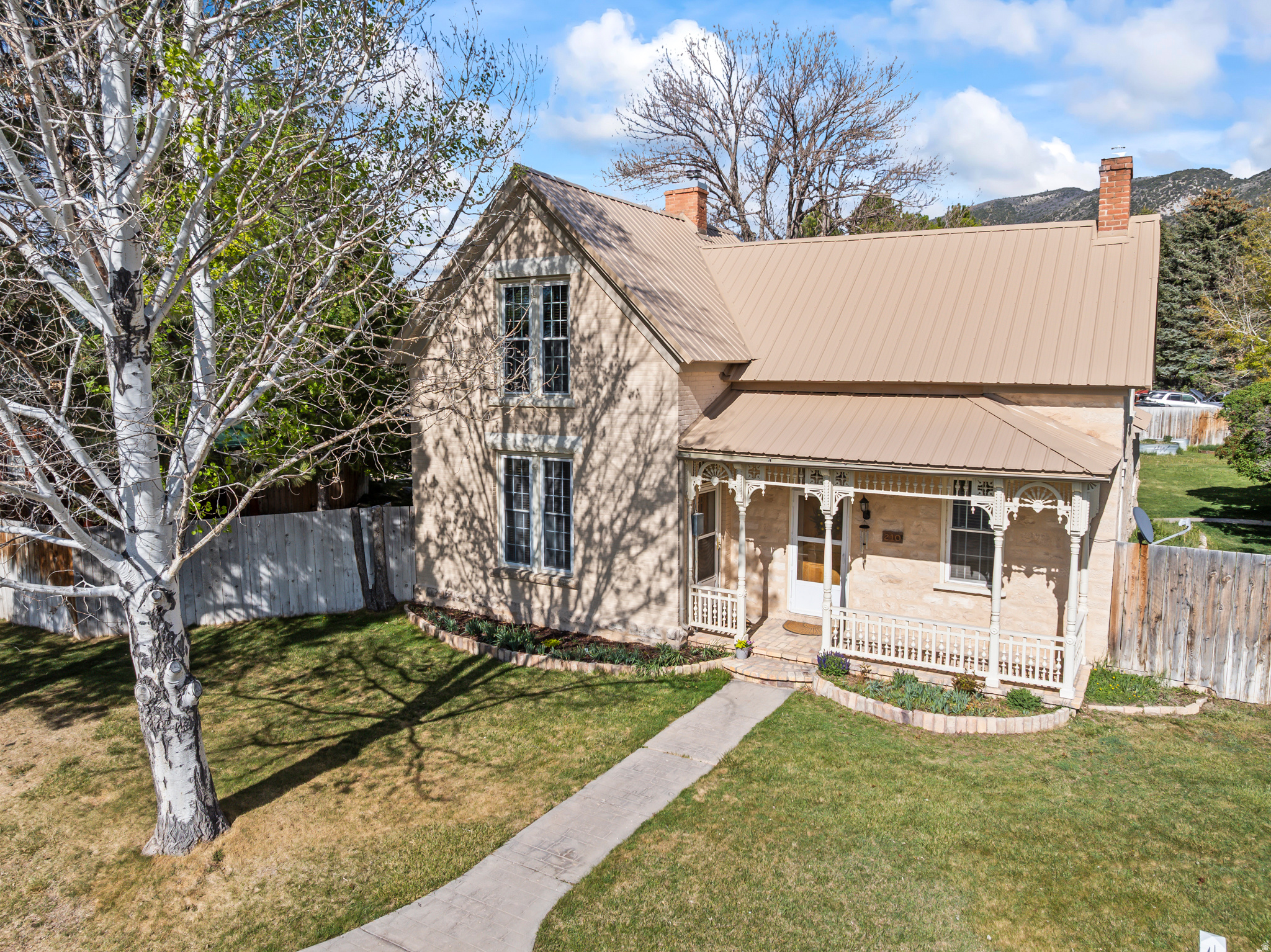 main property photo 2