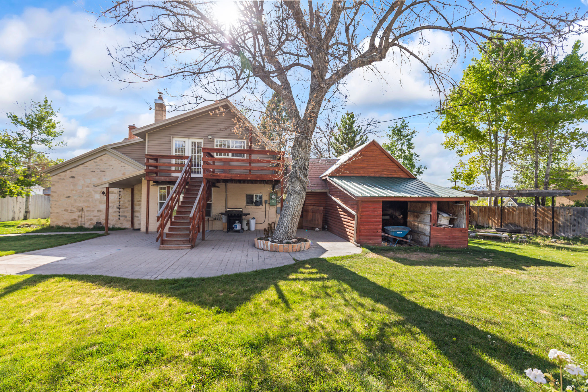 main property photo 26