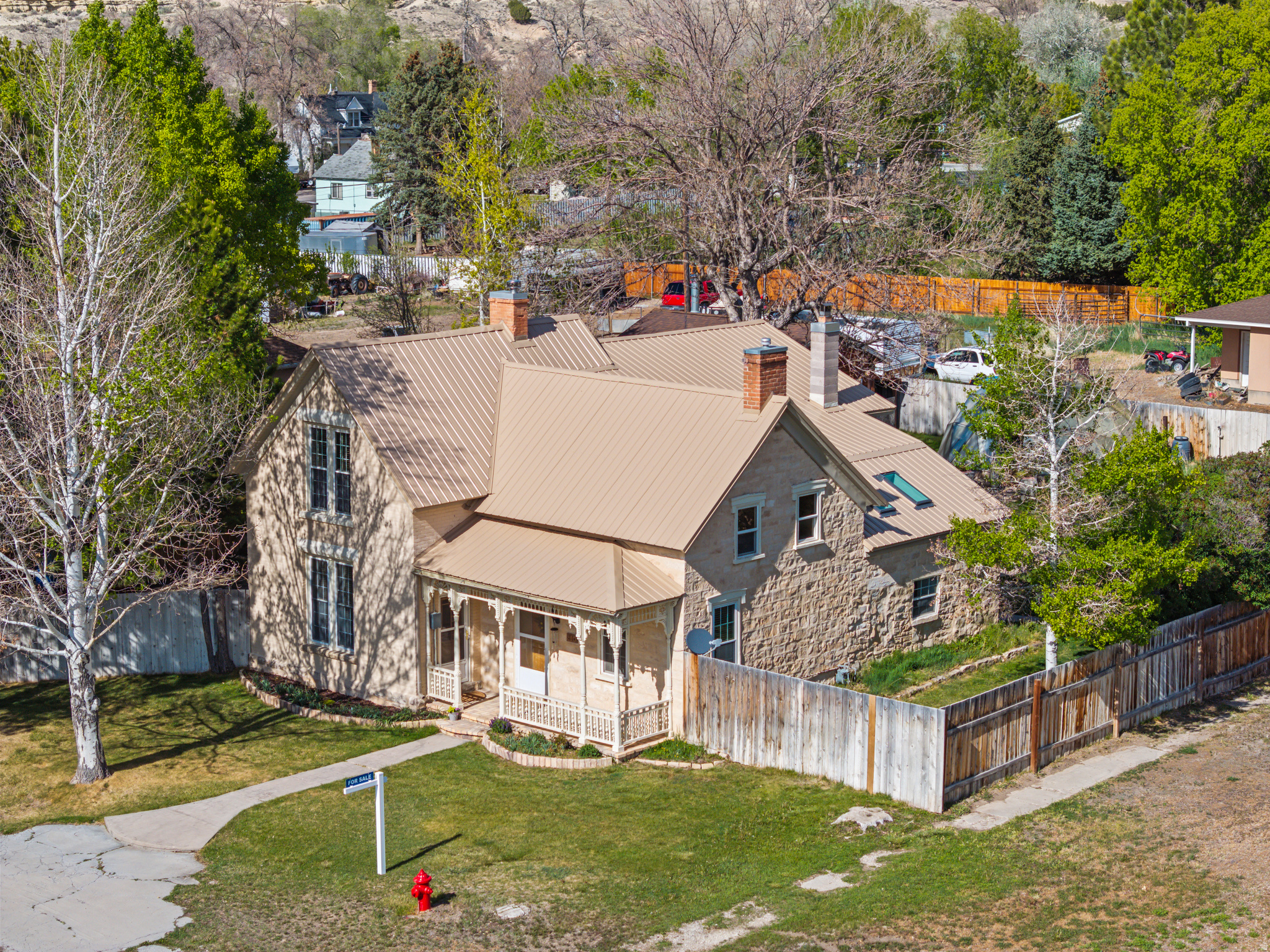 main property photo 3