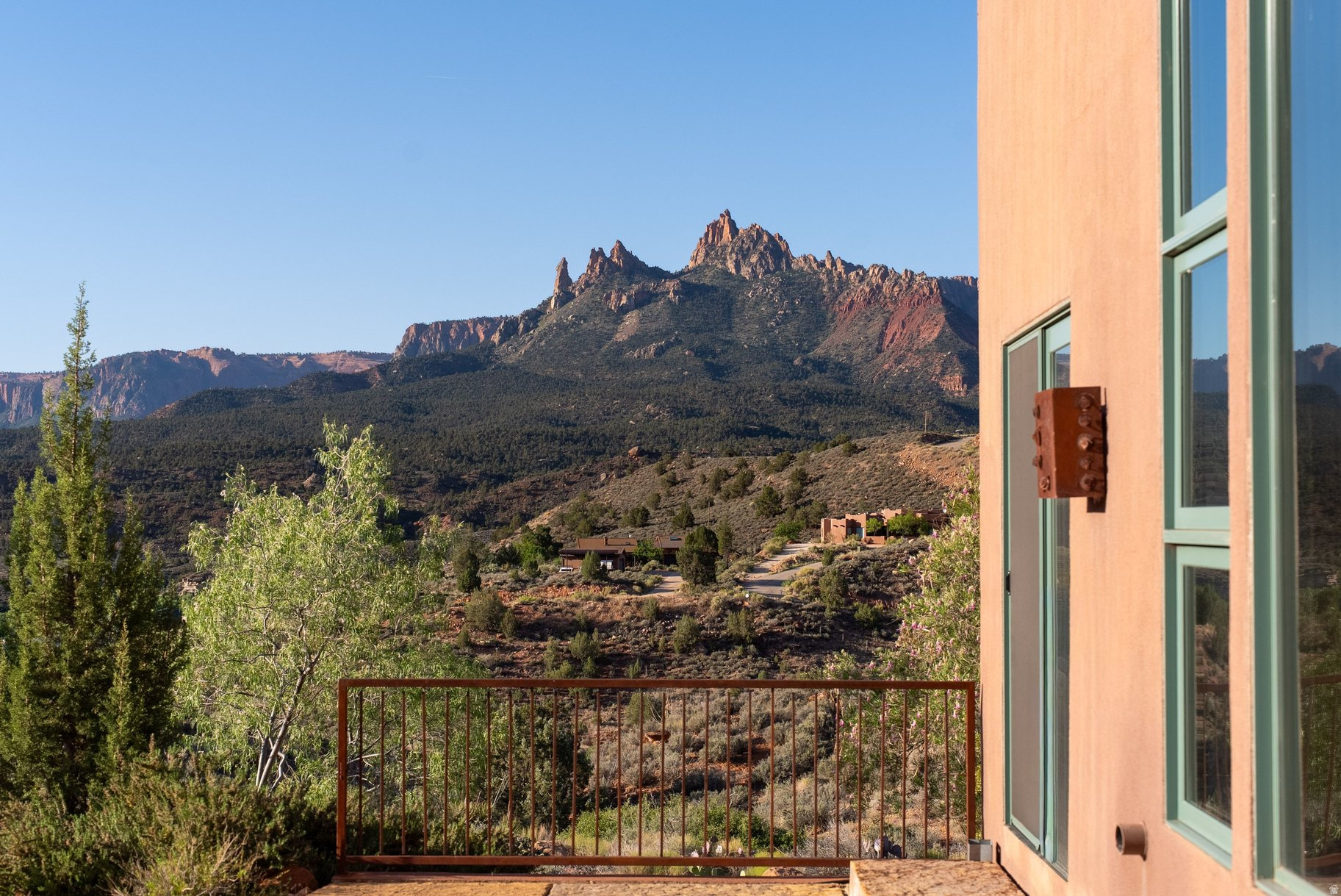 main property photo 41