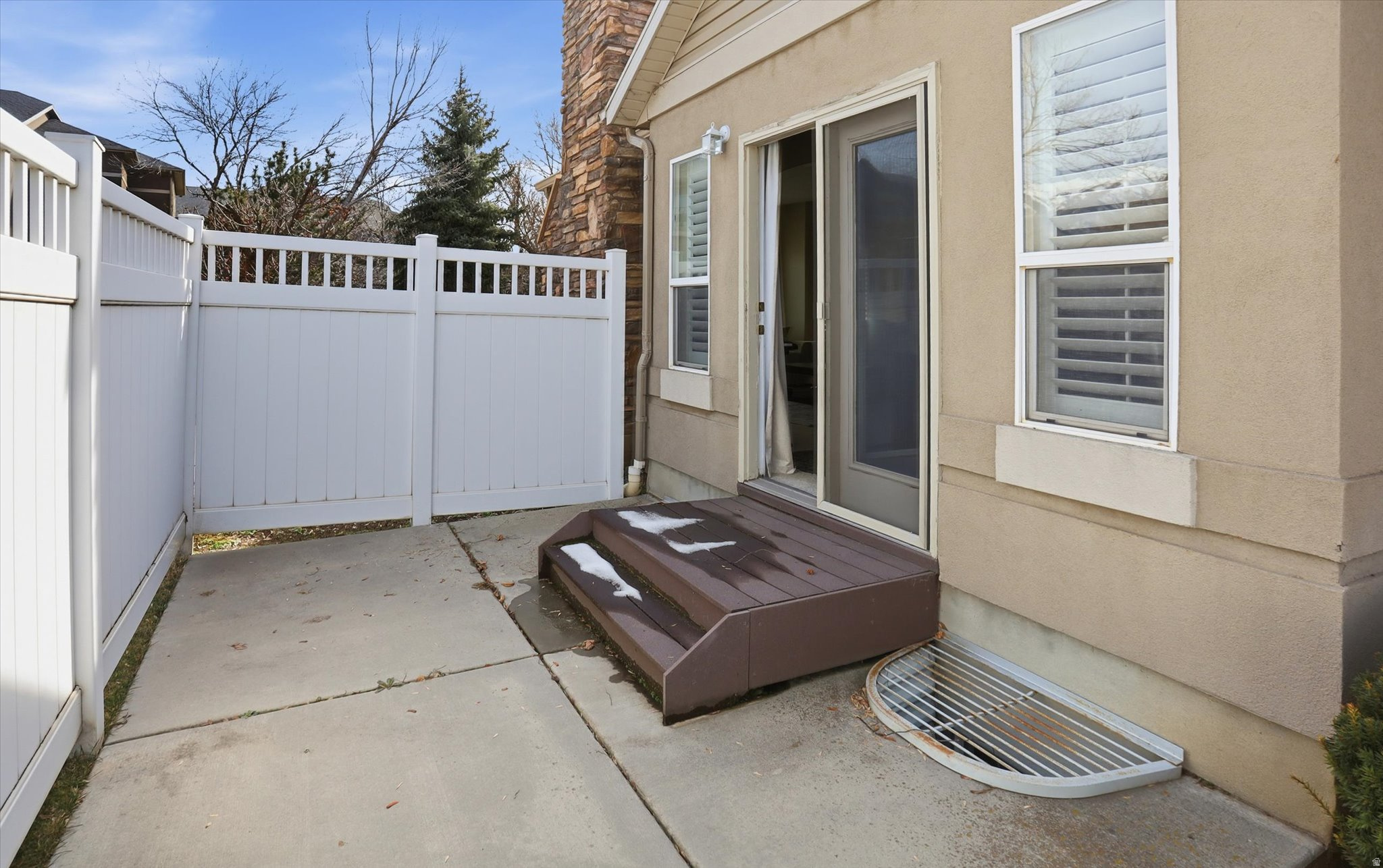 main property photo 39