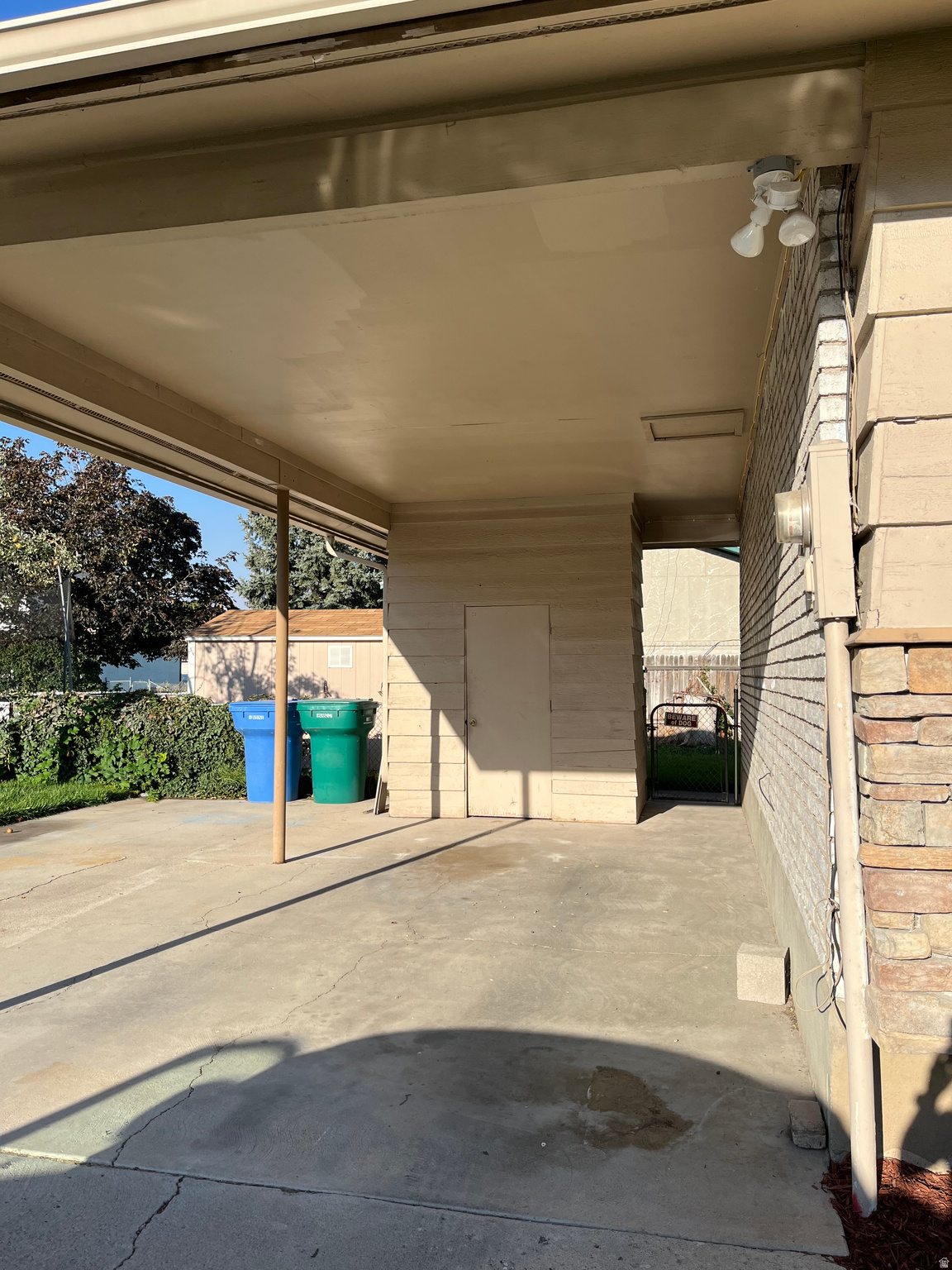 main property photo 62
