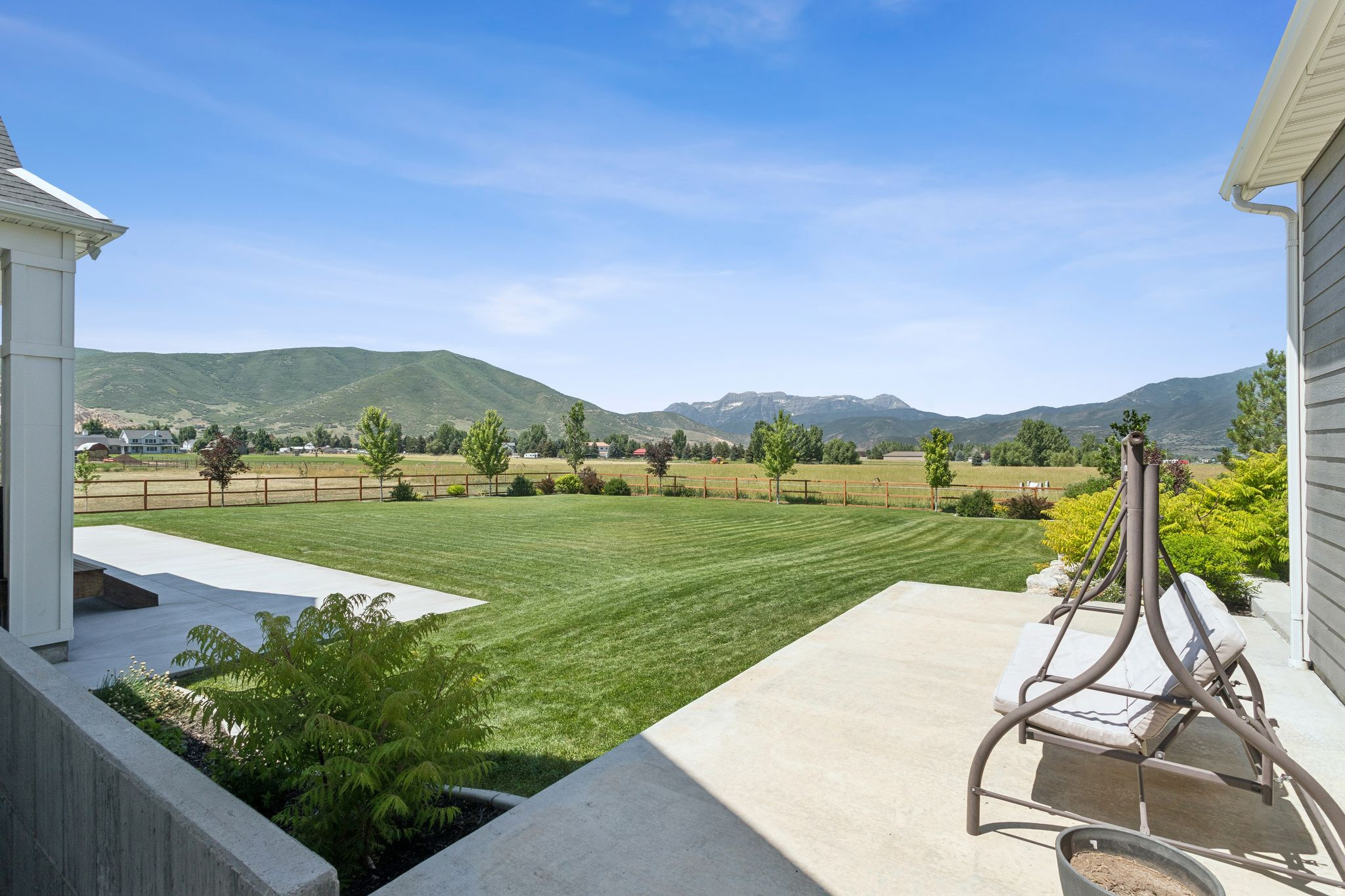 main property photo 81