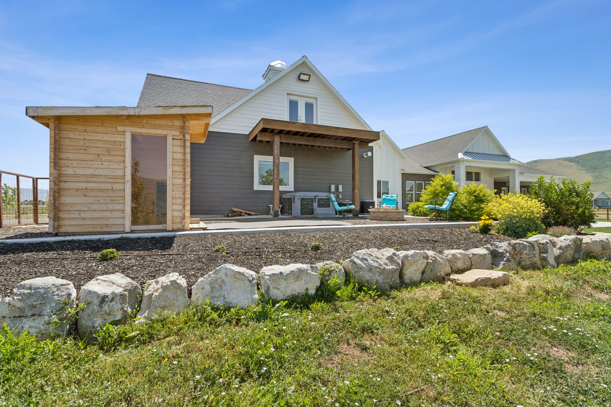 main property photo 84