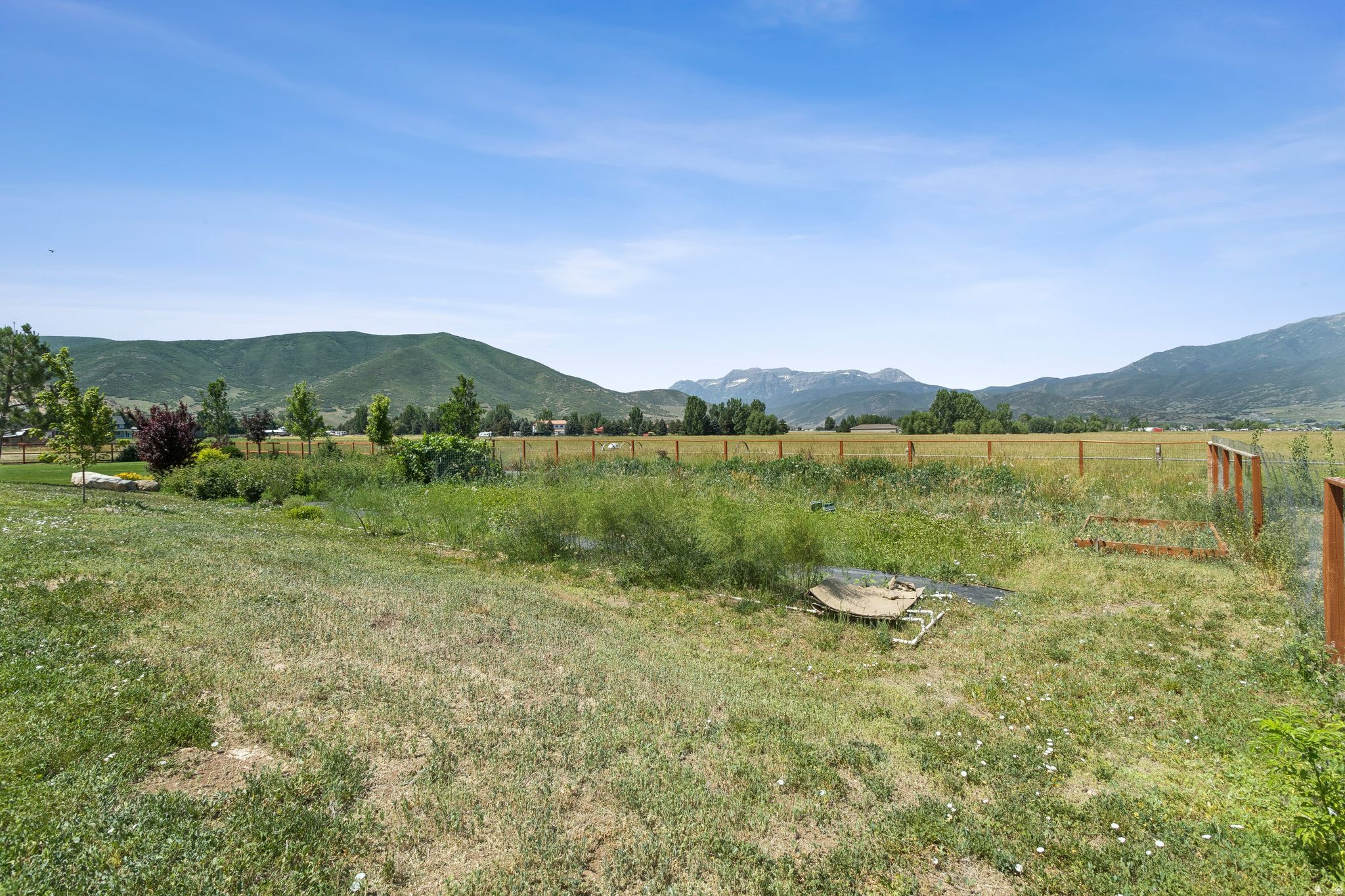 main property photo 89