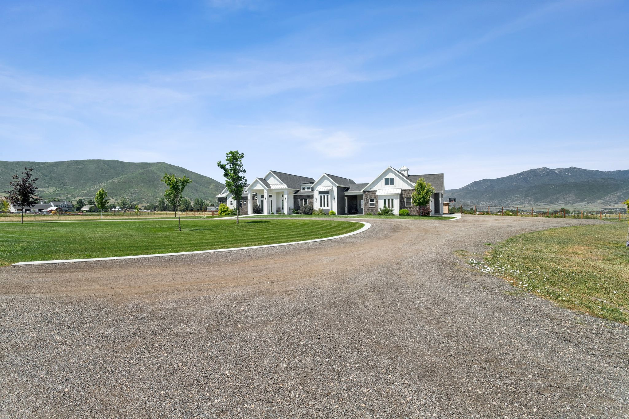main property photo 90