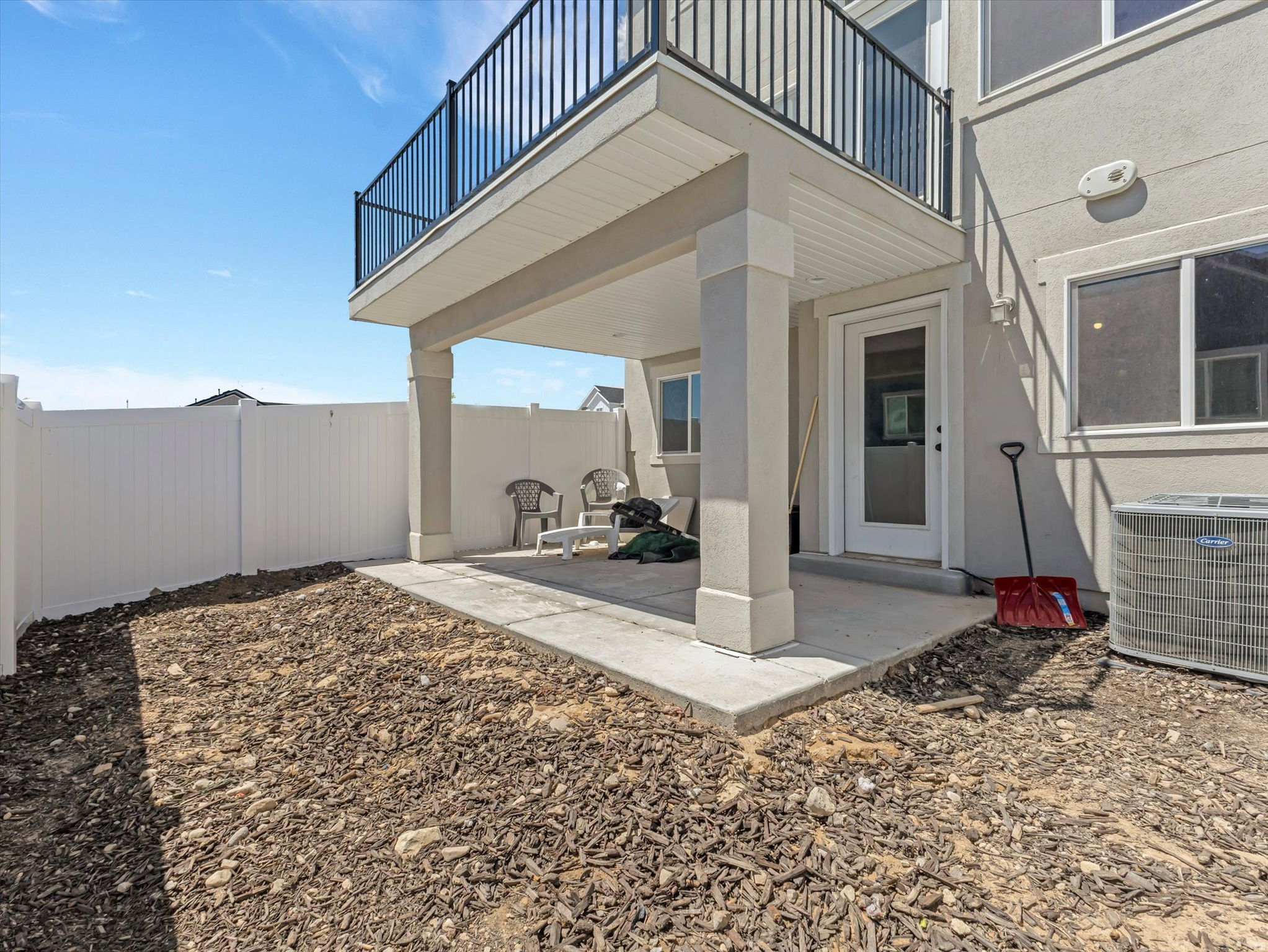 main property photo 20