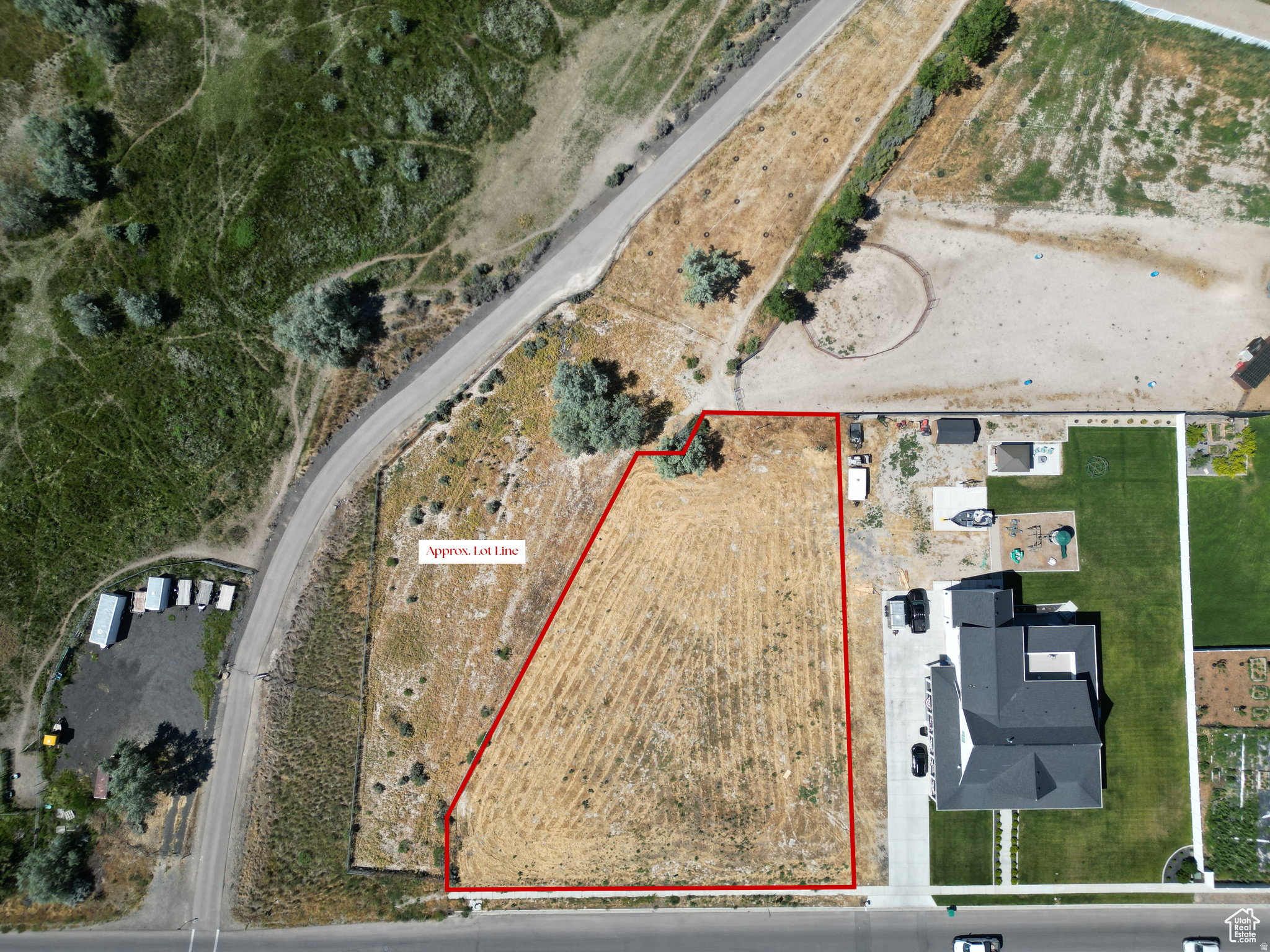main property photo 3