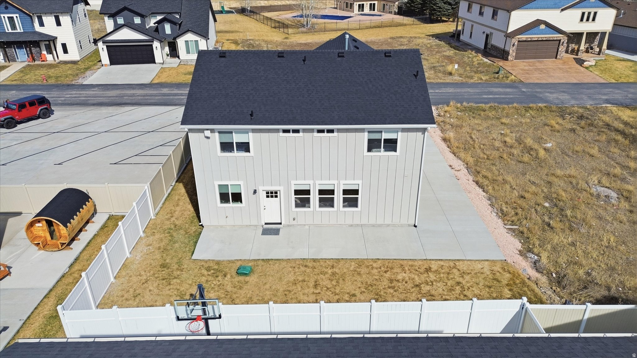 main property photo 44