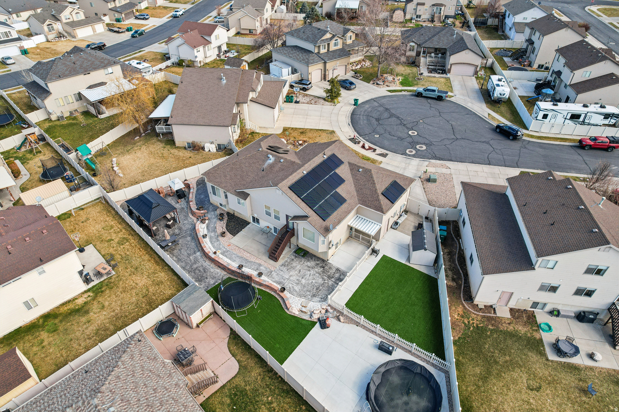 main property photo 32