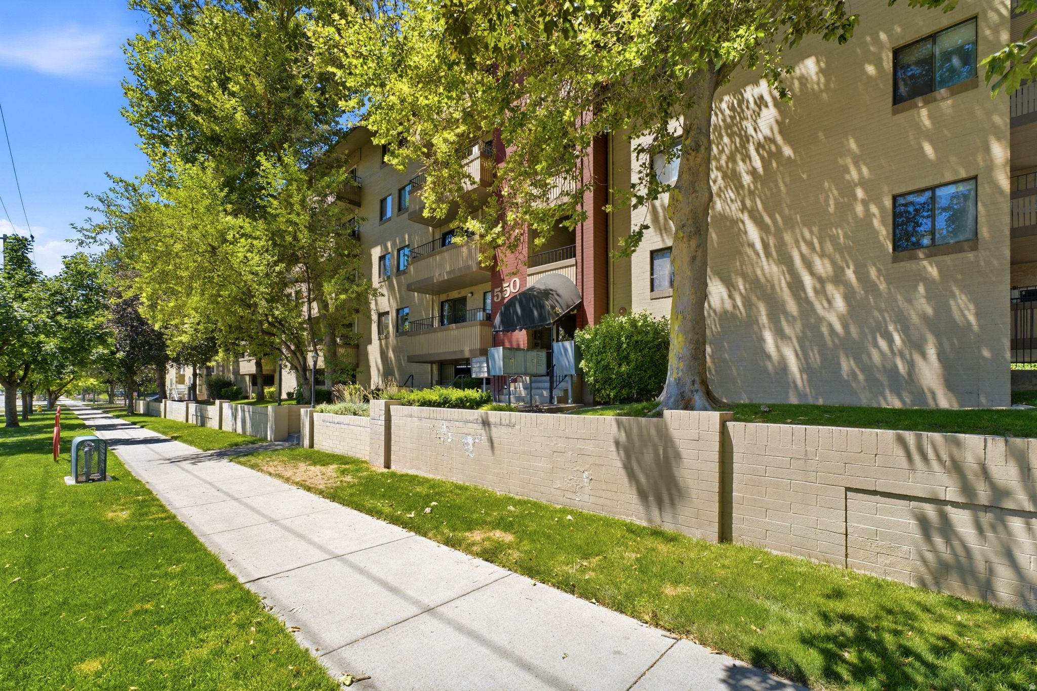 main property photo 29