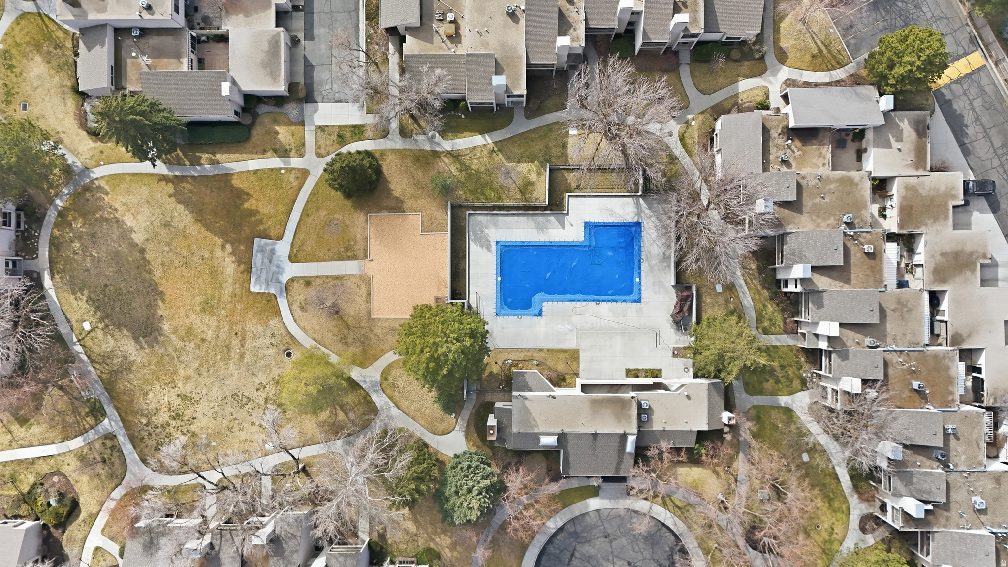 main property photo 49
