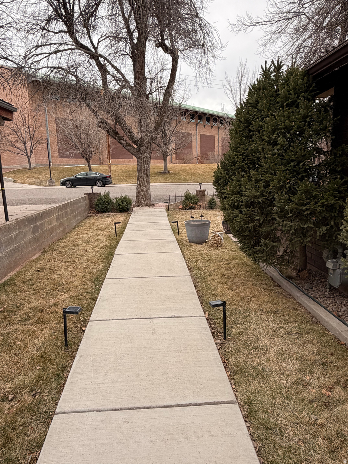 main property photo 27