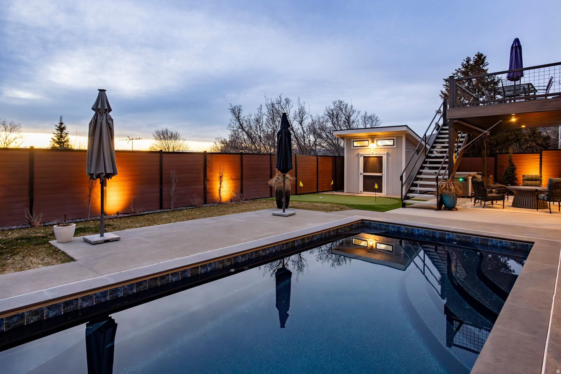 main property photo 19