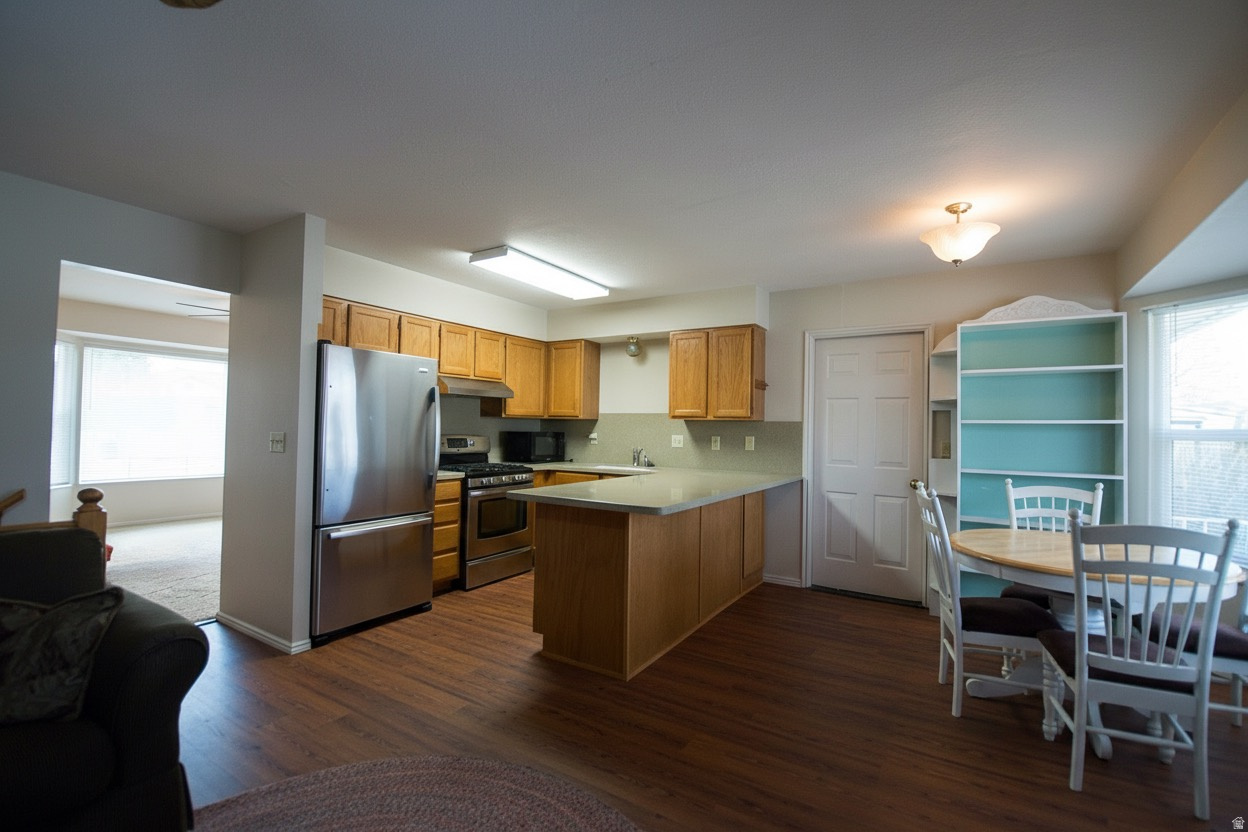 main property photo 5