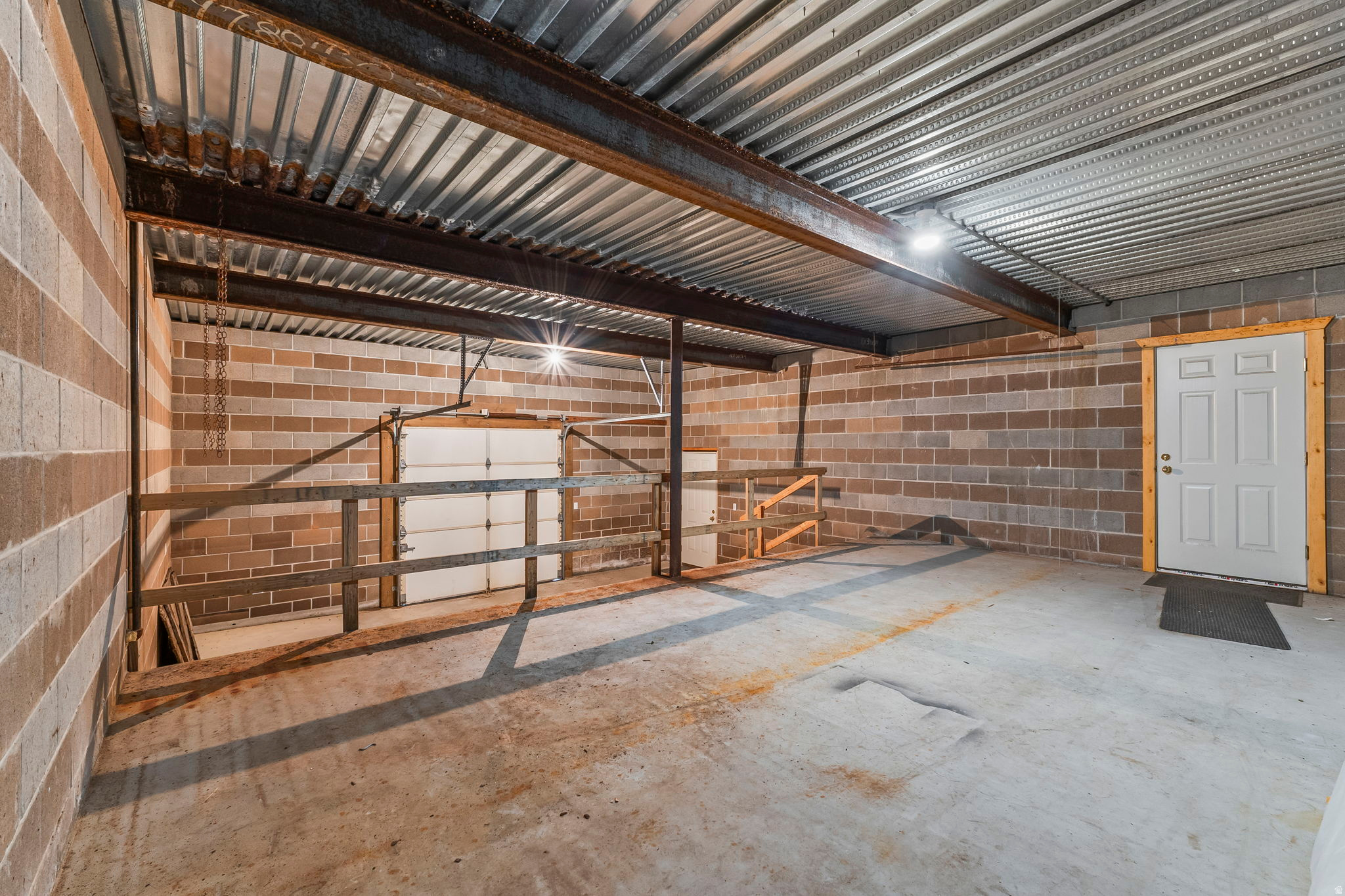 main property photo 47