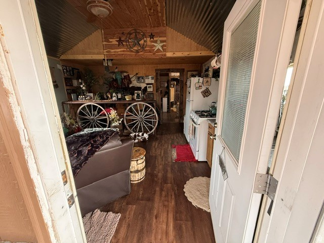 main property photo 48