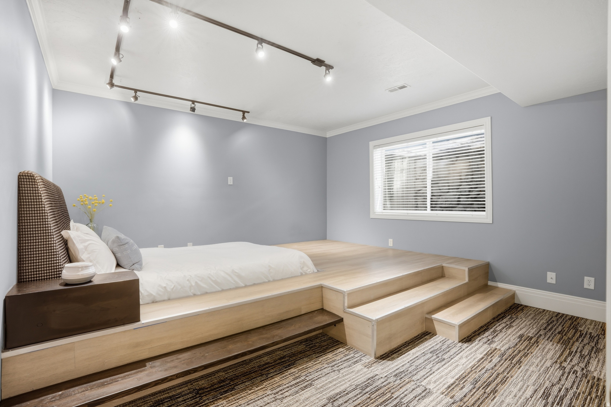 main property photo 70