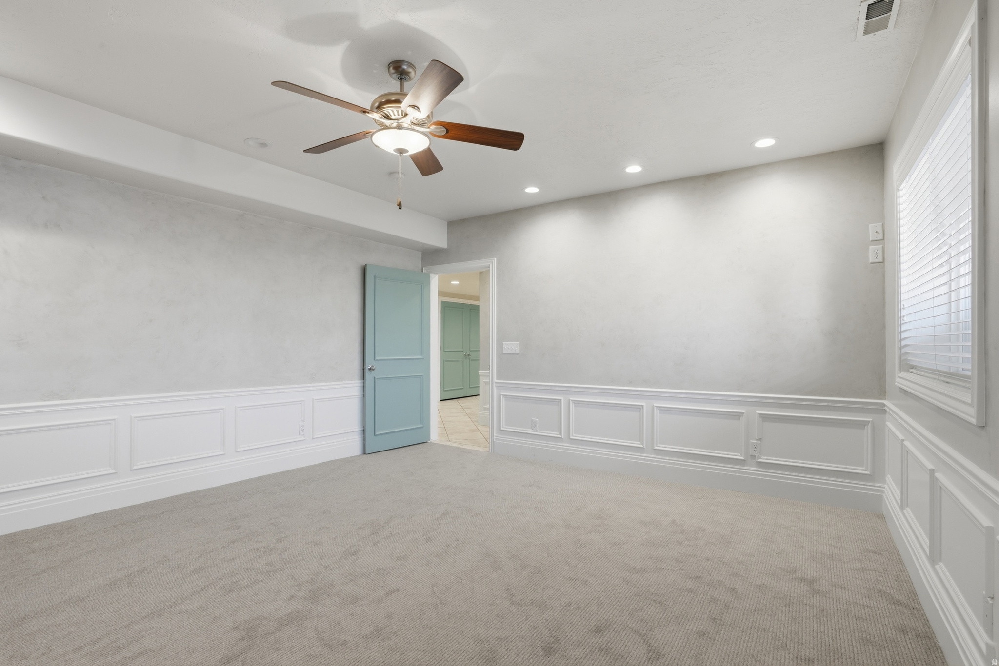 main property photo 78