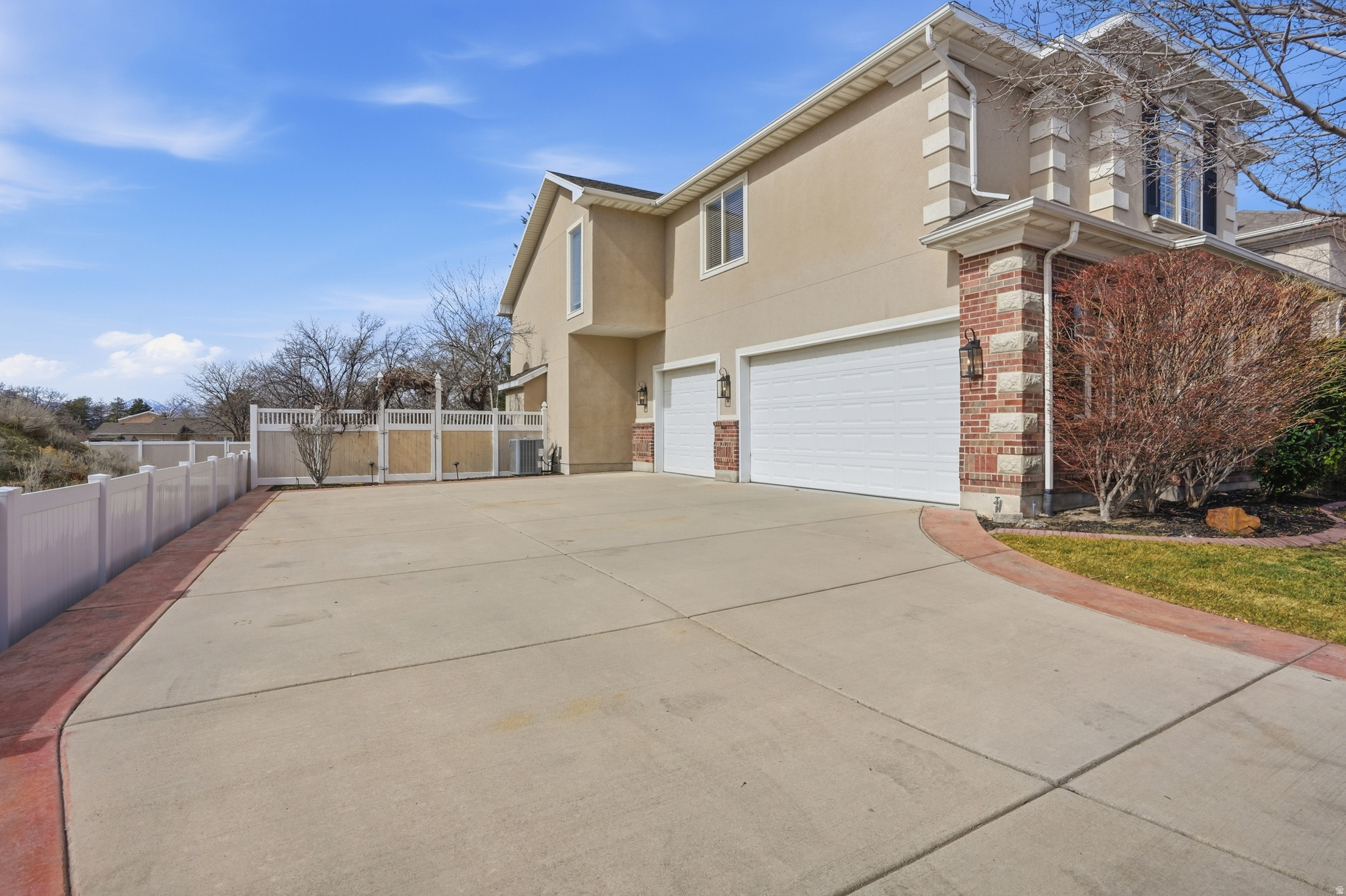 main property photo 88