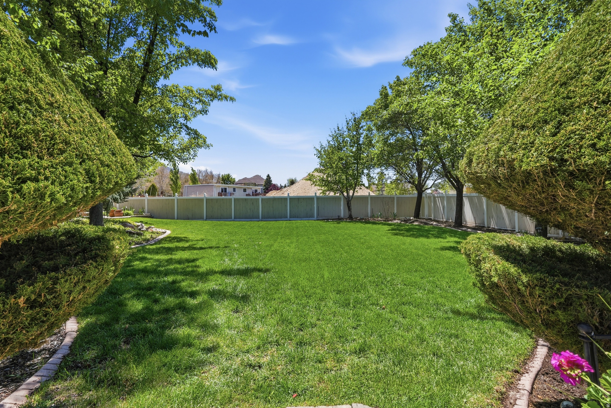 main property photo 94
