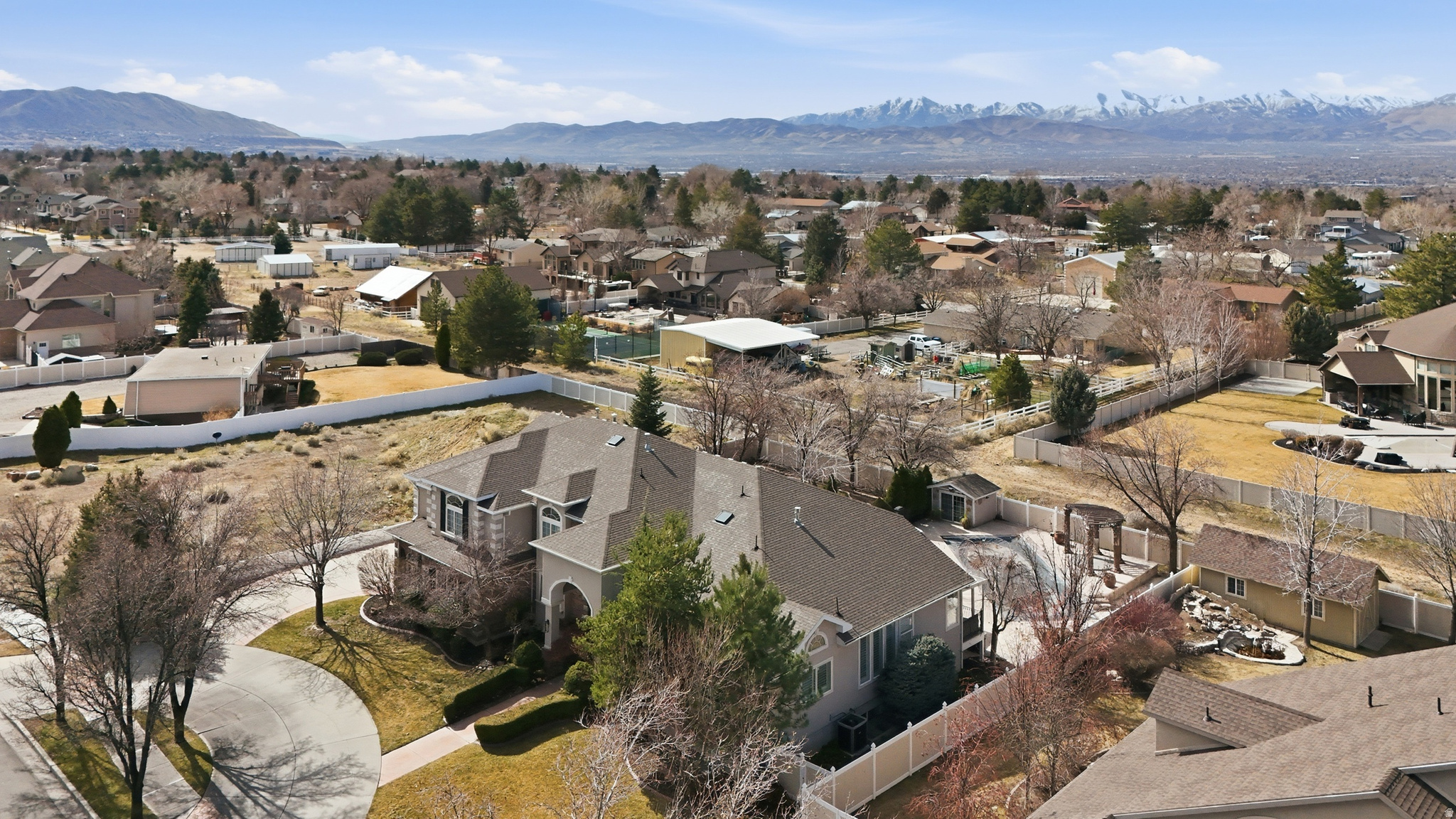 main property photo 99