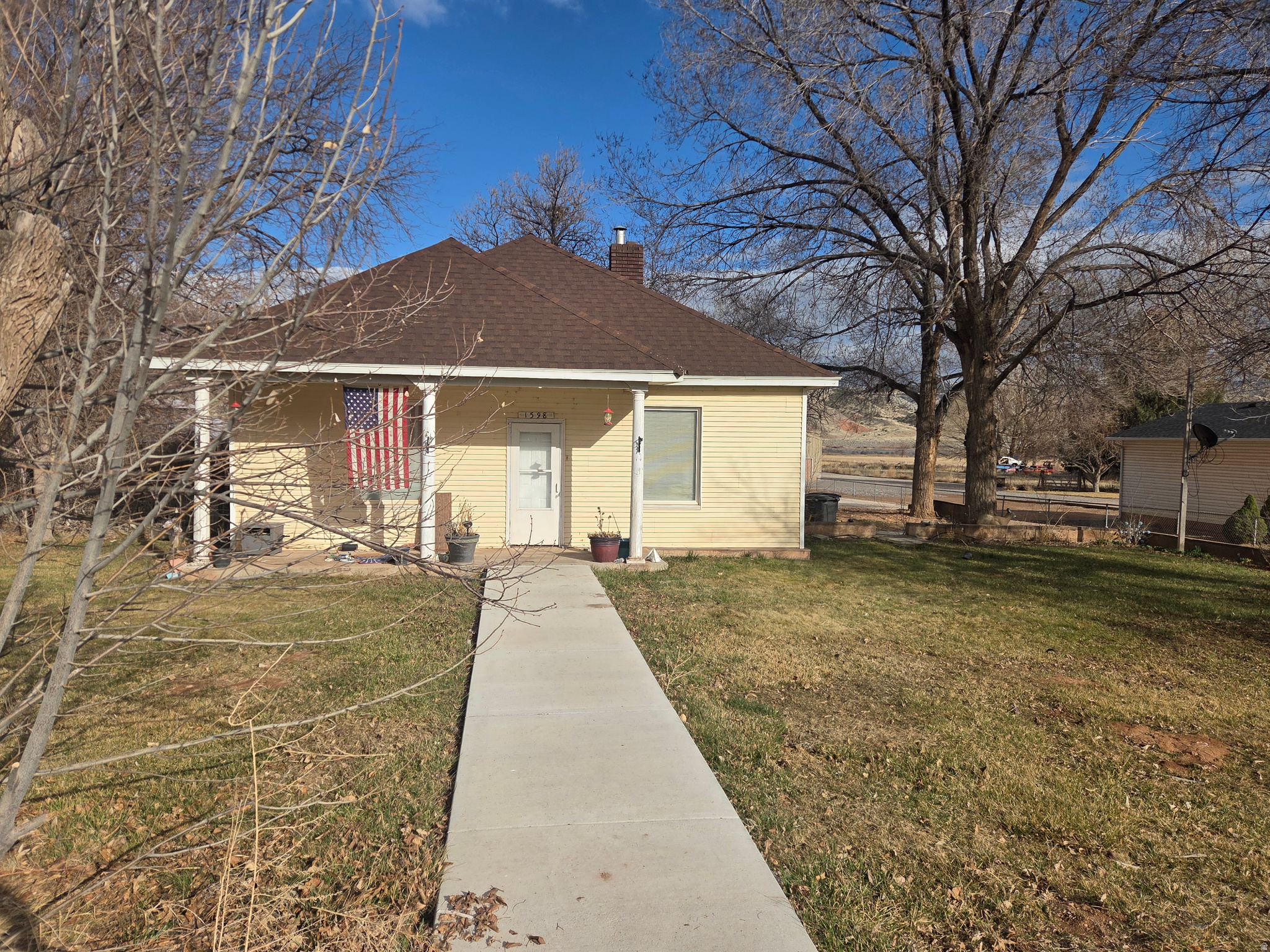 main property photo 25